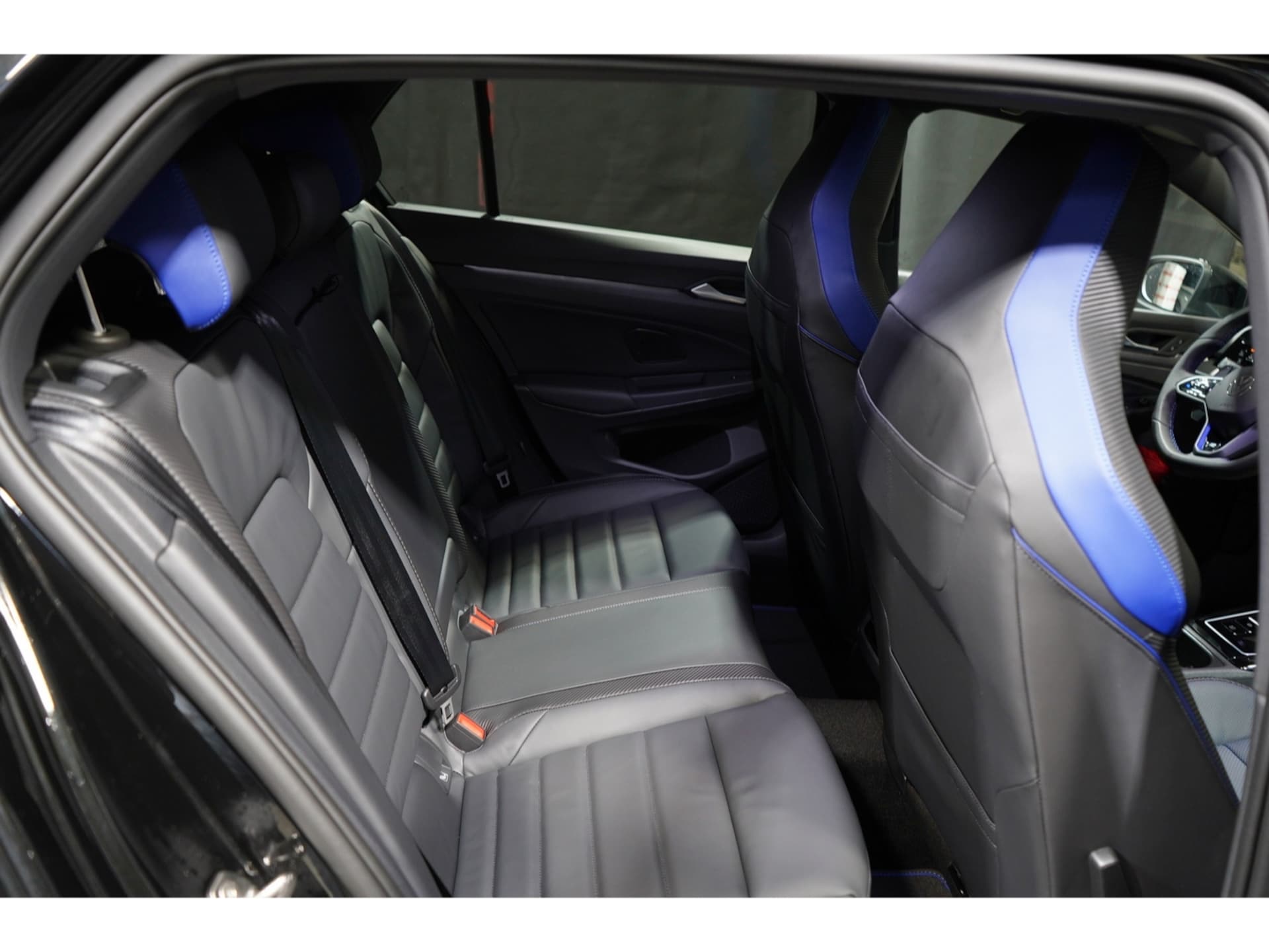 Volkswagen Golf R Black Edition
