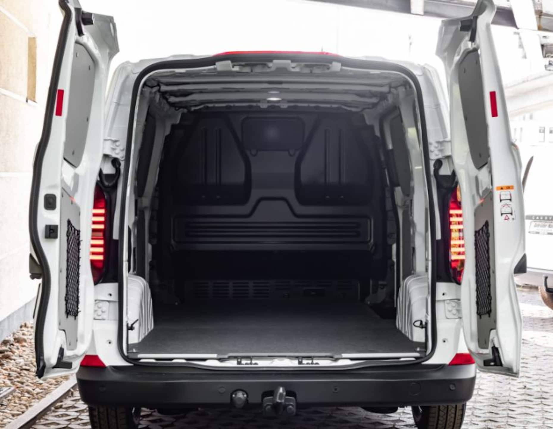 Volkswagen Transporter Kasten kurzer Radstand