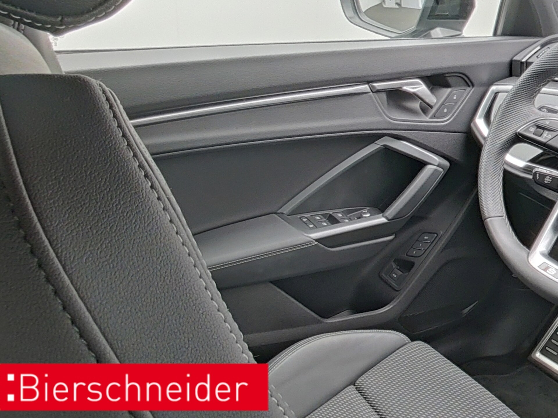 Audi Q3 Sportback S line
