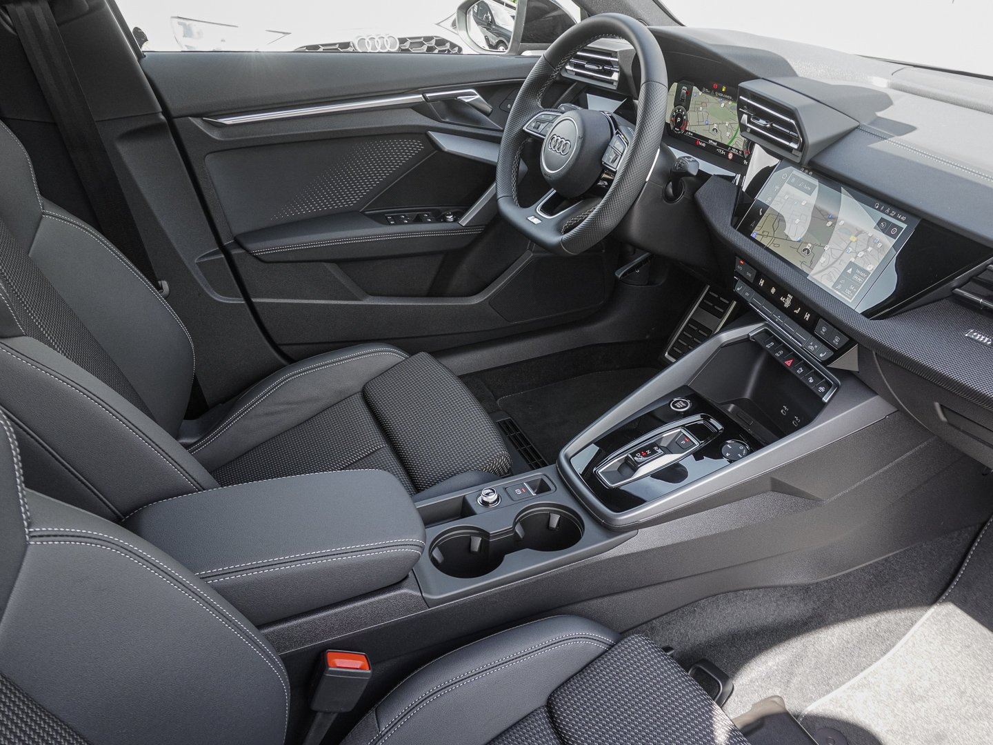 Bild über Audi A3 Sportback TFSI 110 kW S tronic - für weitere Informationen kontaktieren Sie den Audi Partner