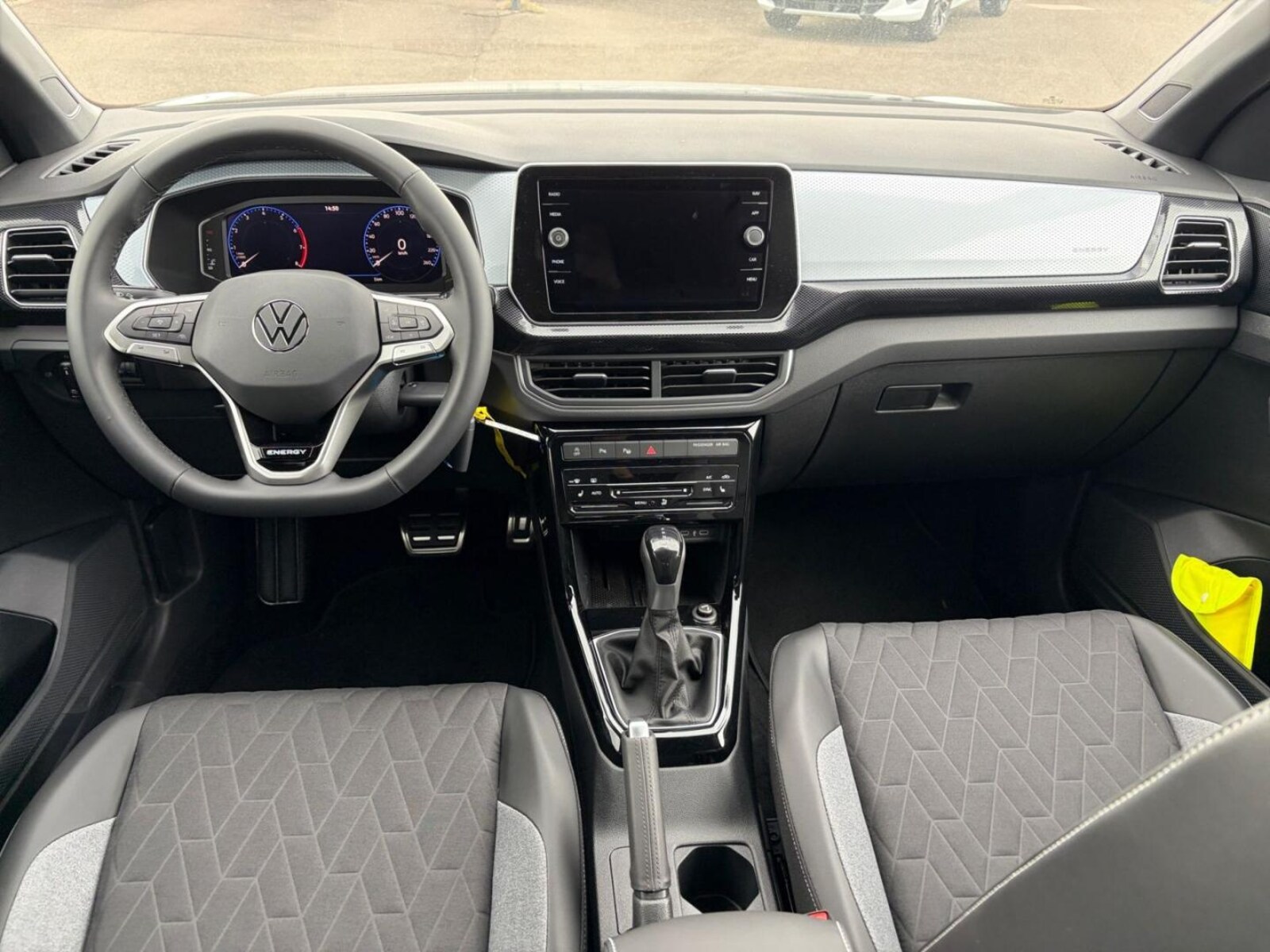 Volkswagen T-Cross – Bild 11