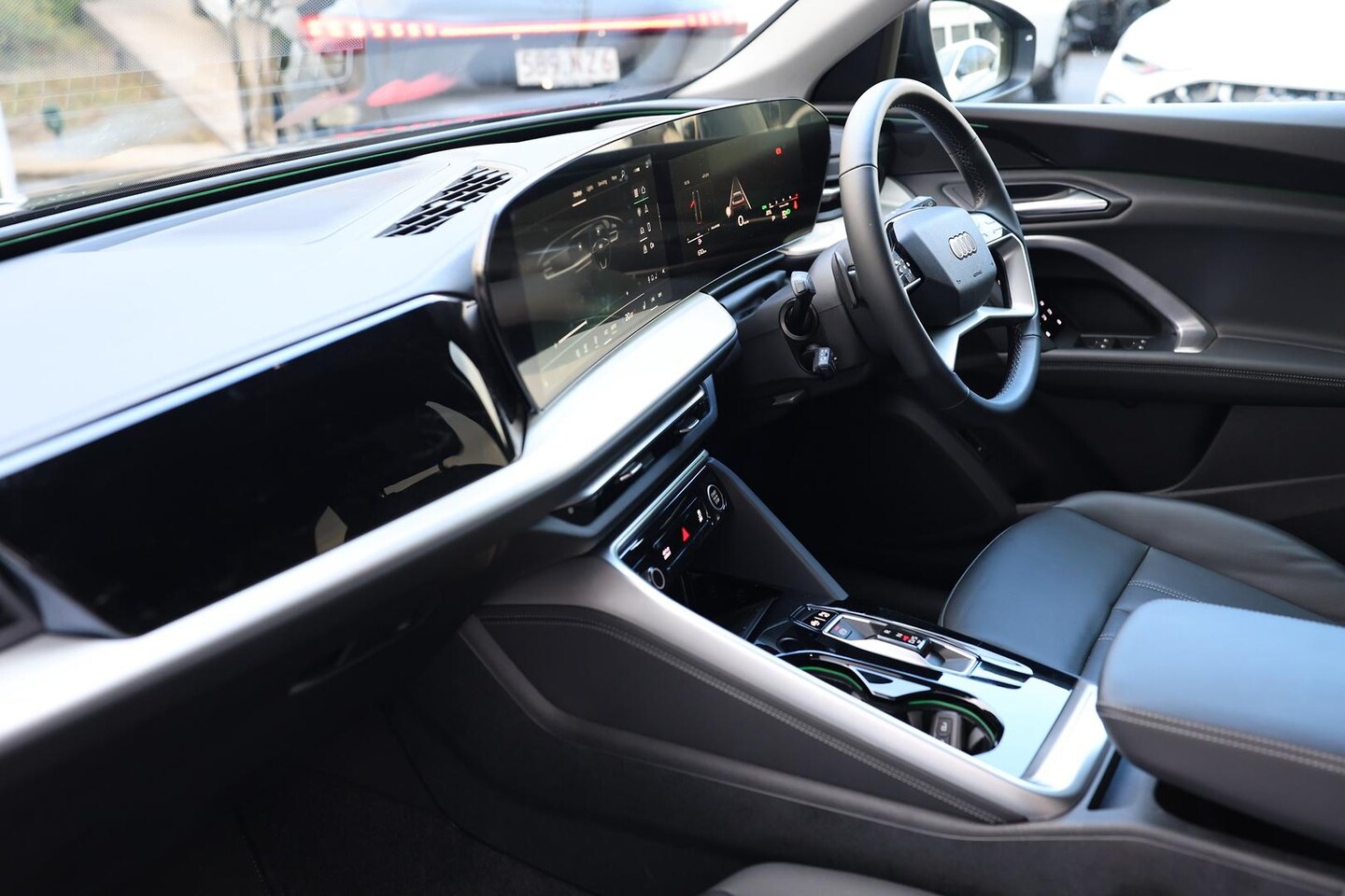 Image about Audi Q5 SUV TFSI 150 kW