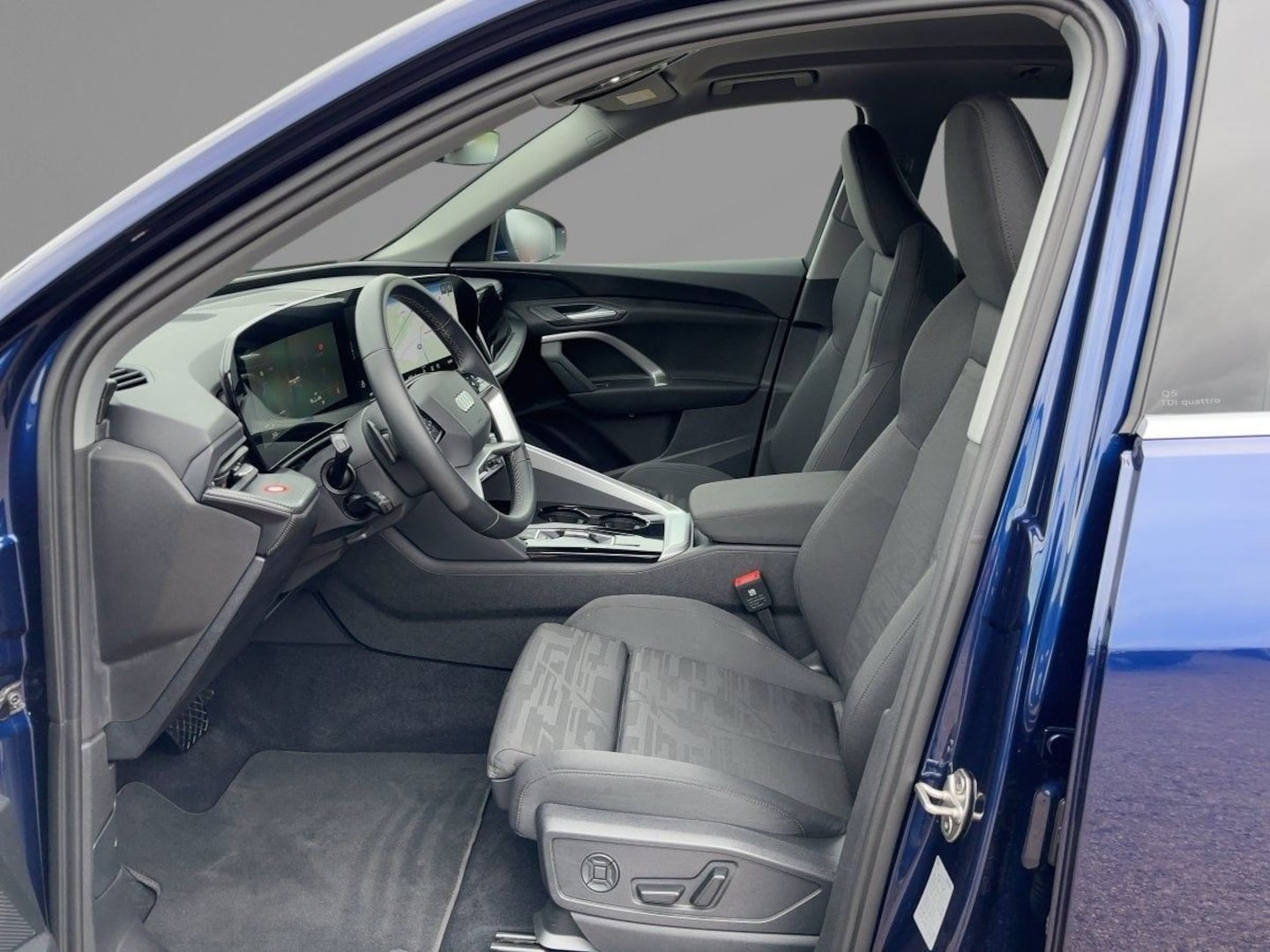 Bild über Audi Q5 SUV TDI quattro 150 kW S tronic - für weitere Informationen kontaktieren Sie den Audi Partner
