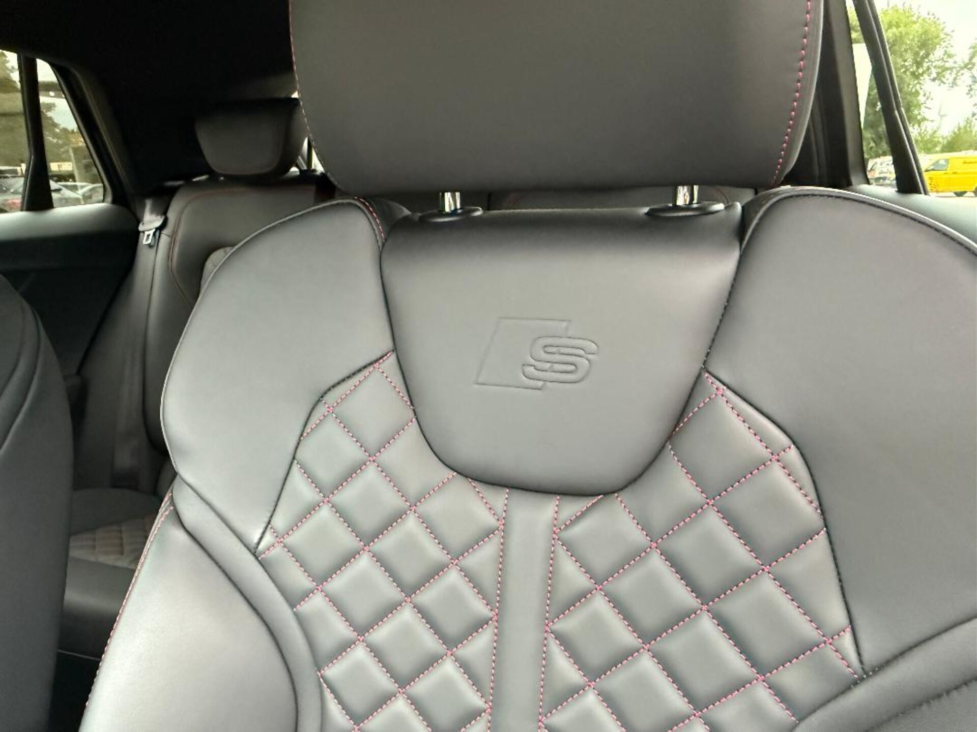 Audi Q2 S line