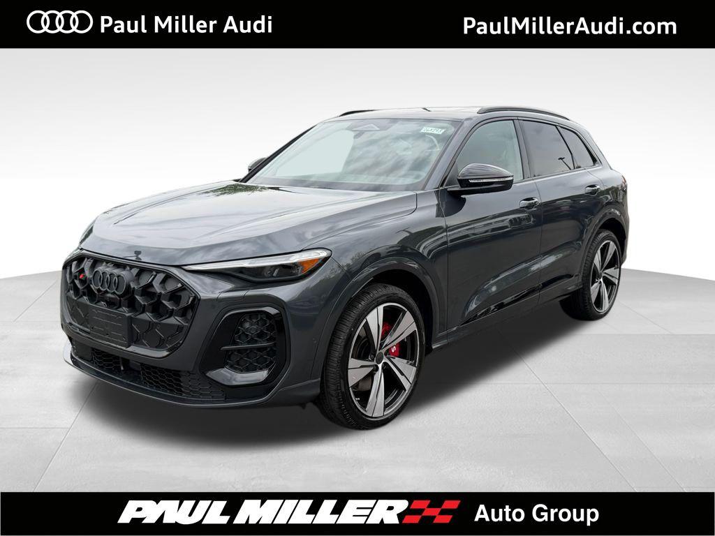 2026 Audi SQ5 Premium Plus quattro's photo