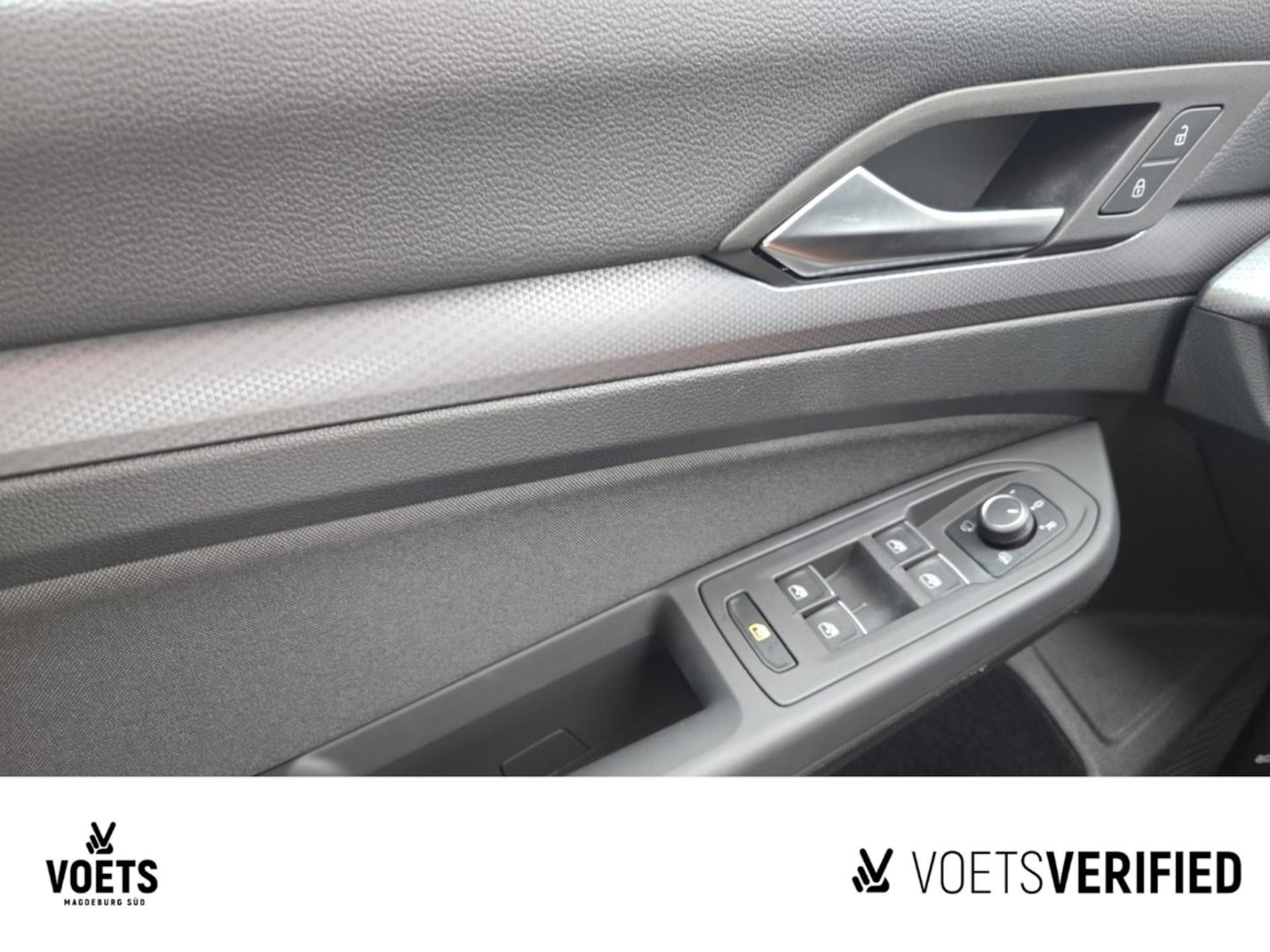 Volkswagen Golf Active