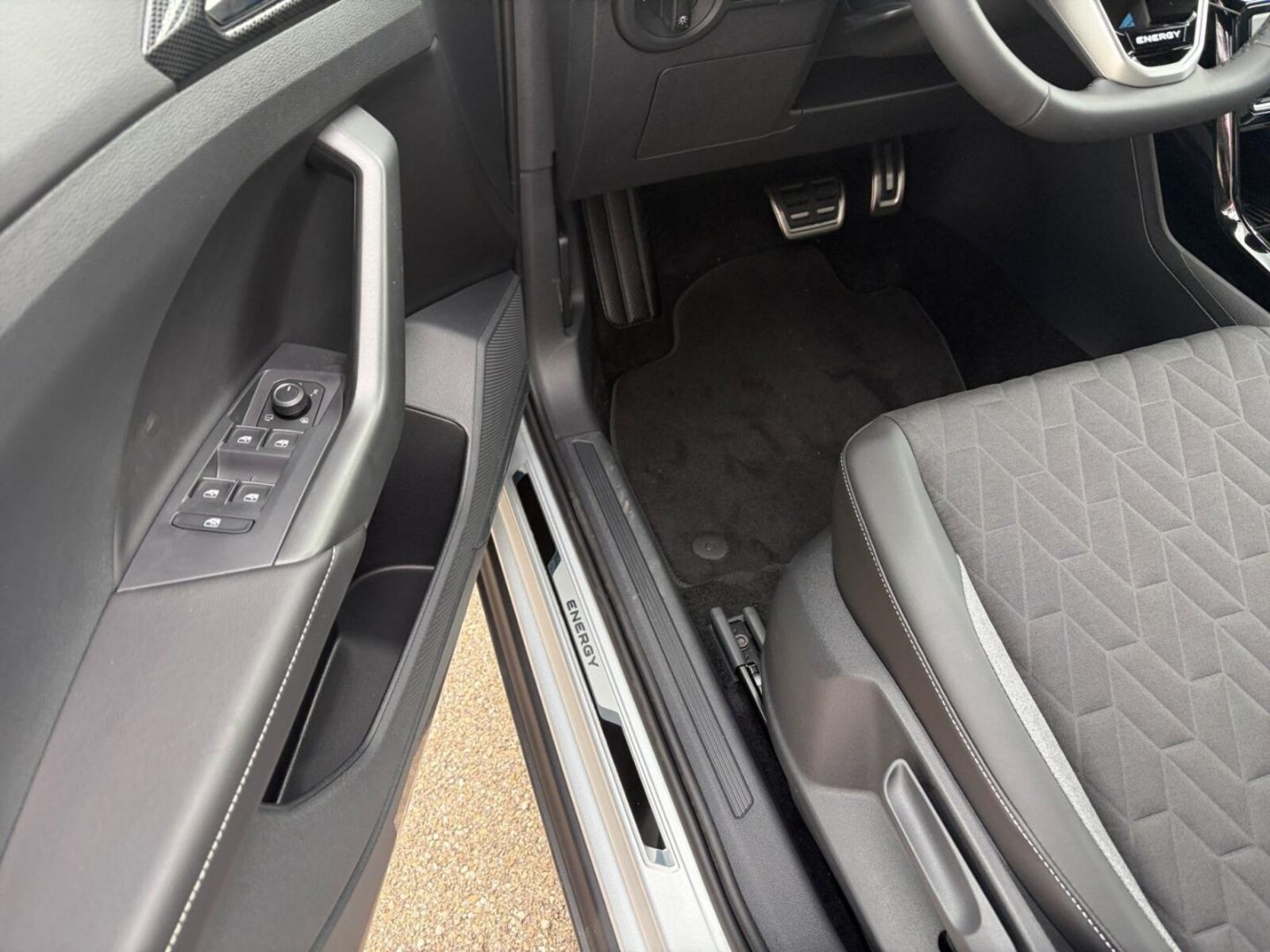 Volkswagen T-Cross – Bild 17
