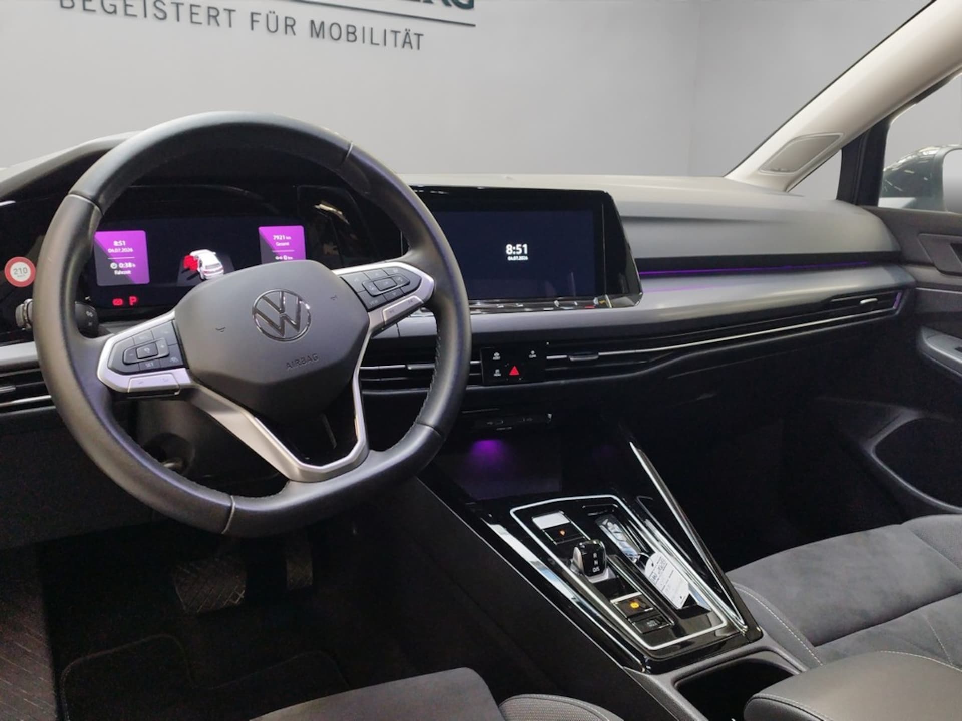Volkswagen Golf Style