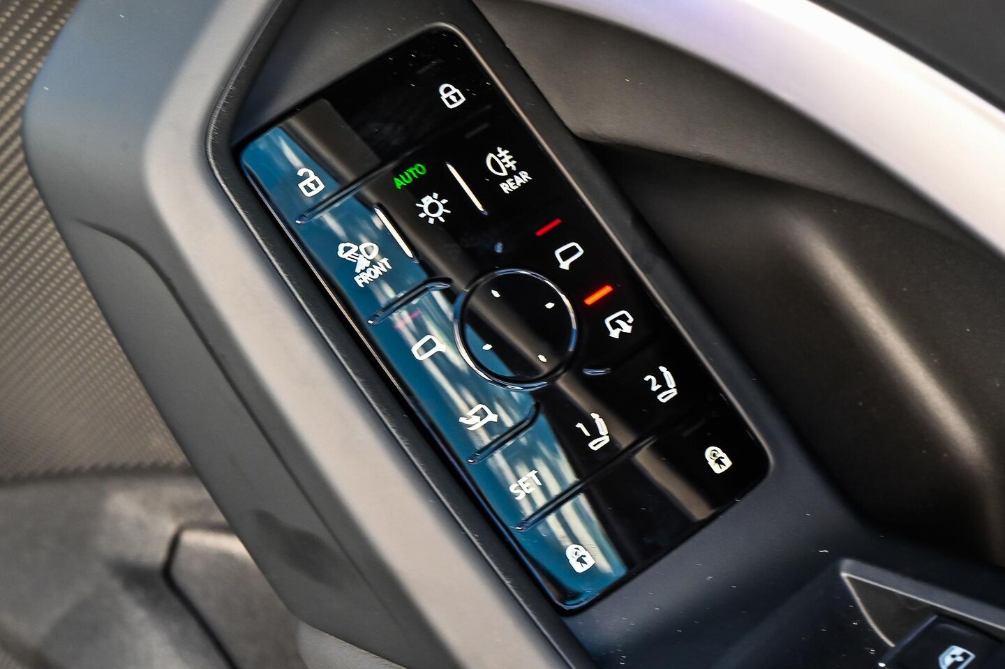 Image about Audi Q5 SUV TDI quattro 150 kW sport