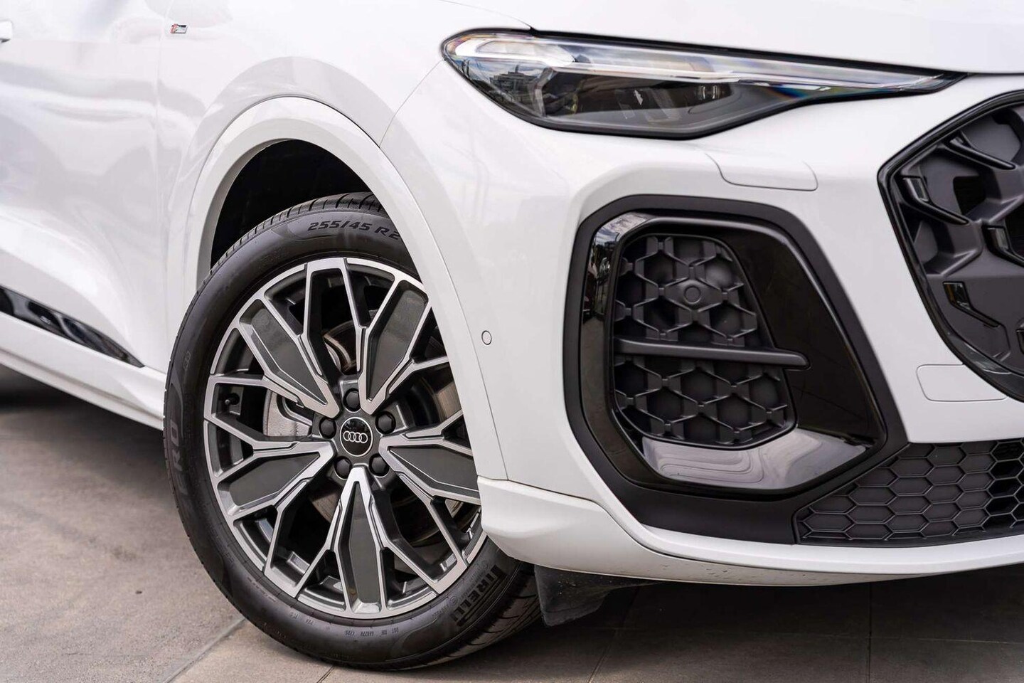 Image about Audi Q5 Sportback TDI quattro 150 kW sport