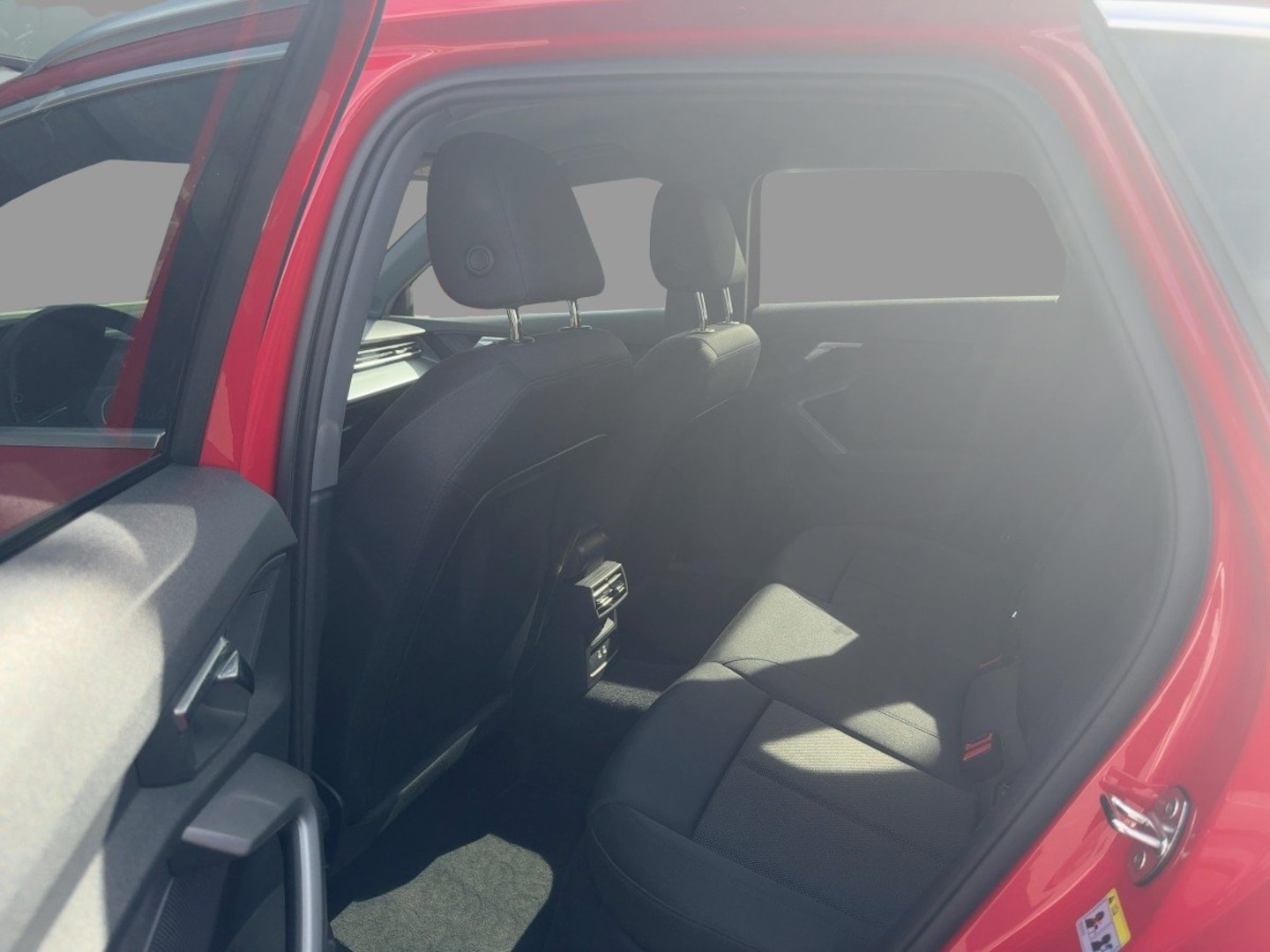 Bild über Audi A3 allstreet 35 TFSI S tronic - für weitere Informationen kontaktieren Sie den Audi Partner