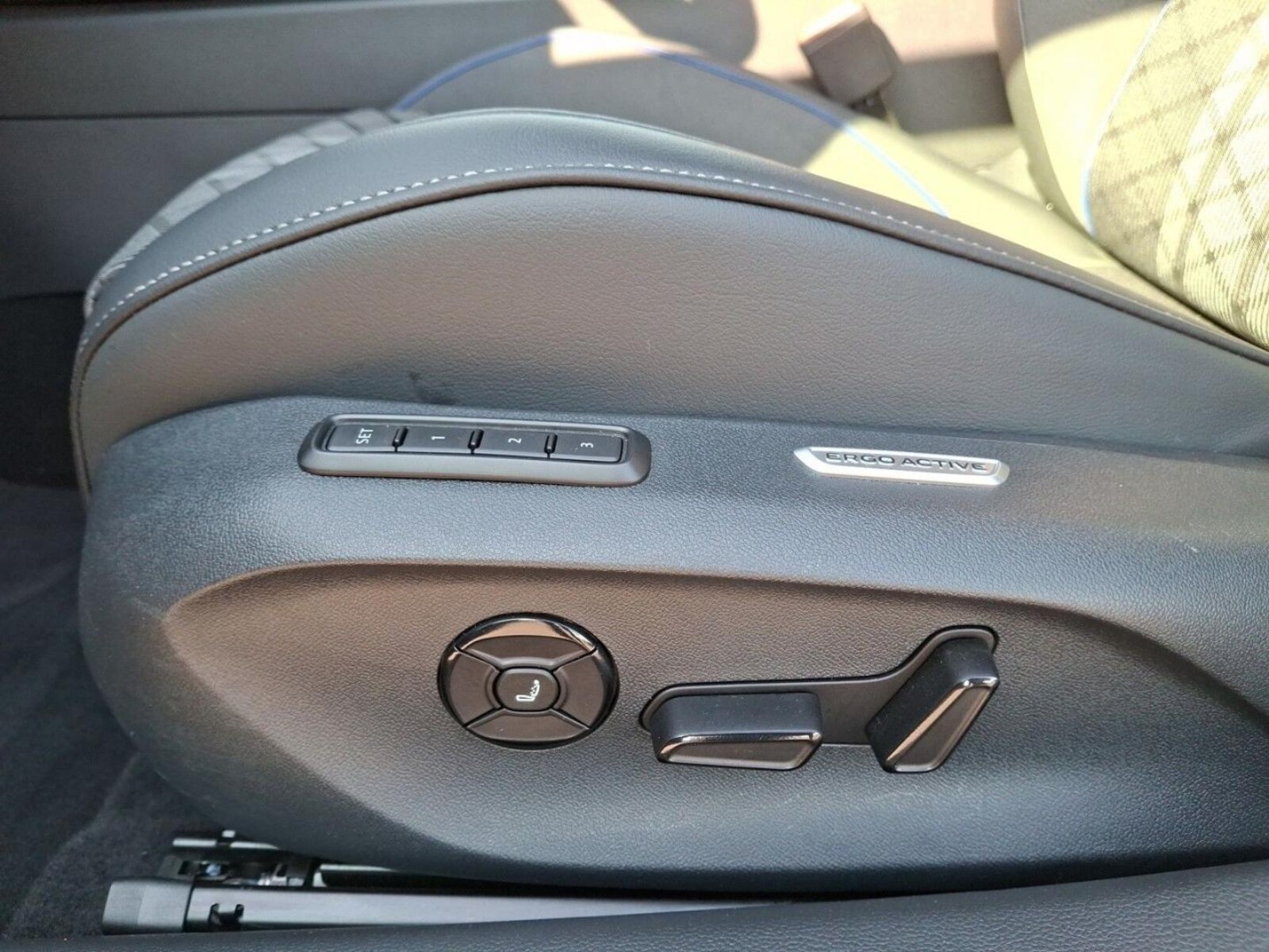 Volkswagen Passat – Bild 19