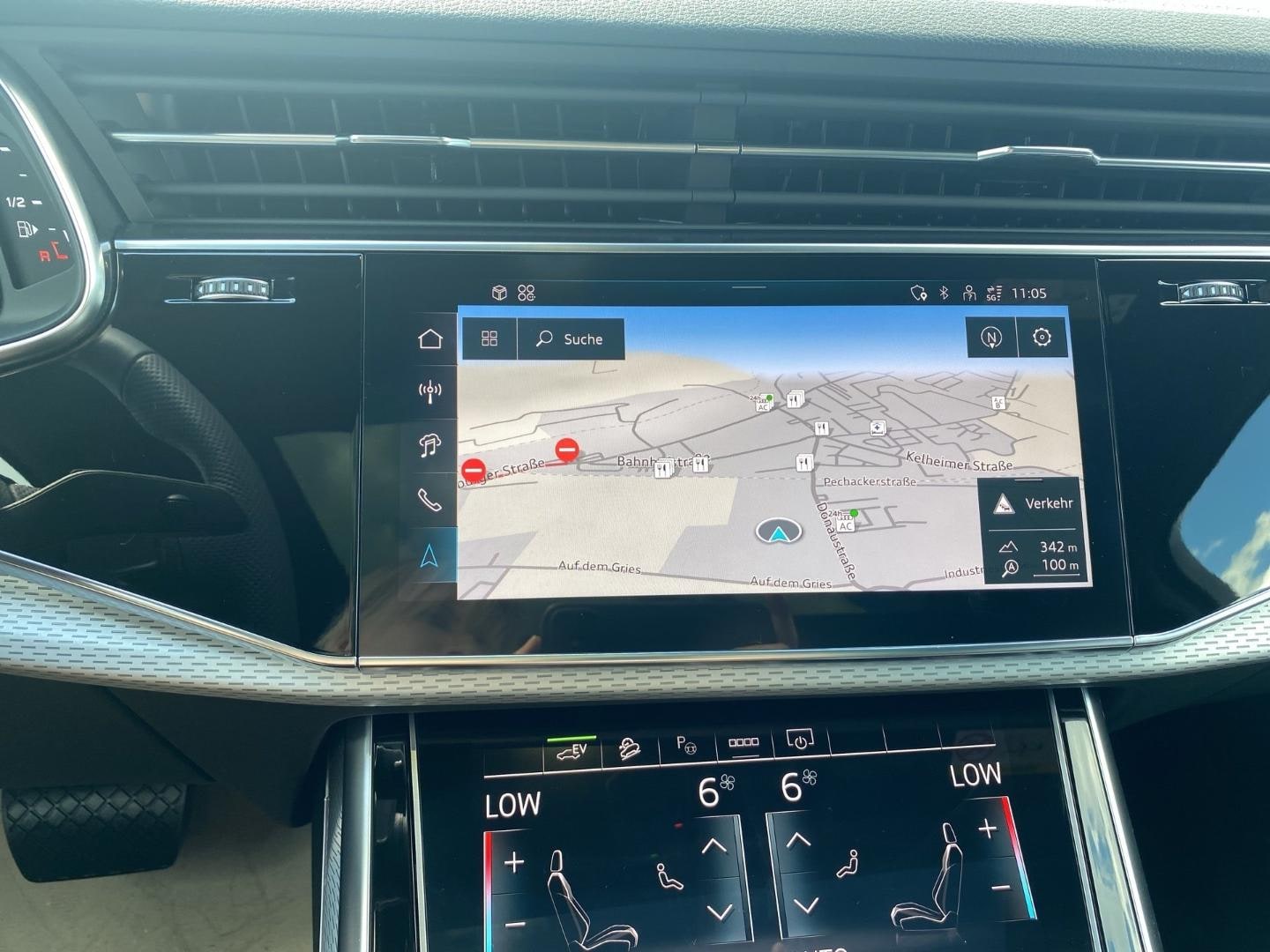 Bild über Audi Q7 SUV TFSI e S line business TFSI e quattro 360 kW tiptronic - für weitere Informationen kontaktieren Sie den Audi Partner
