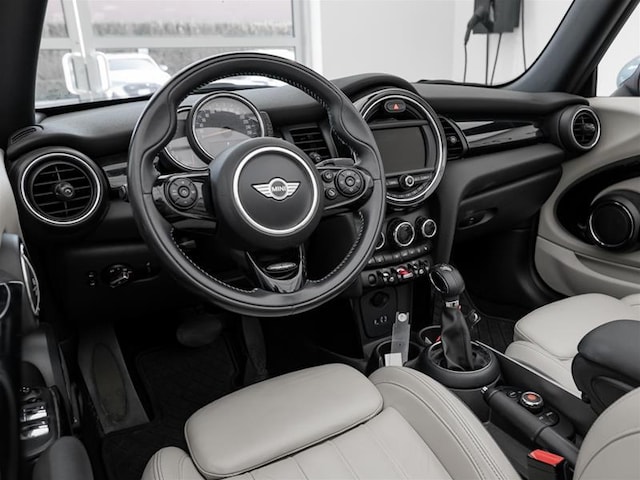 2017 MINI