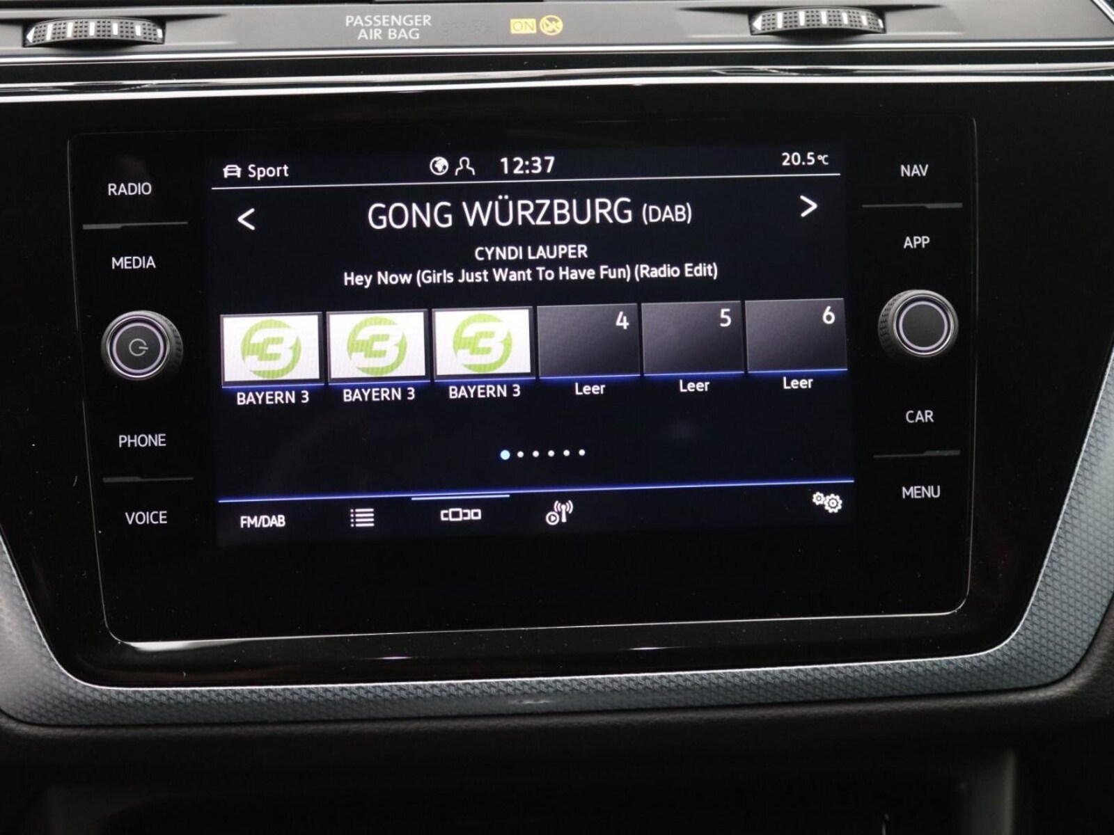 Volkswagen Touran – Bild 19