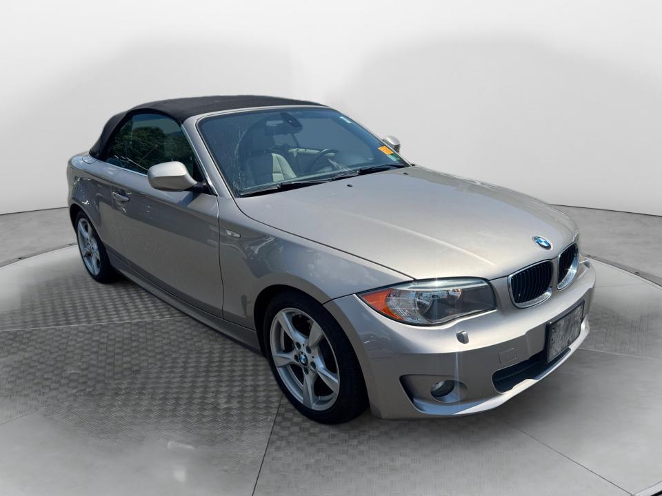 2012 BMW 1 Series 128i Convertible's photo