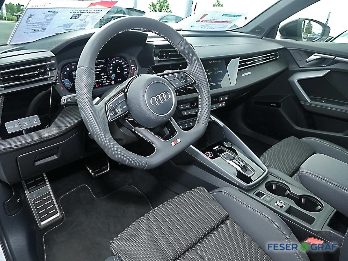 Bild über Audi S3 Limousine TFSI quattro S tronic - für weitere Informationen kontaktieren Sie den Audi Partner