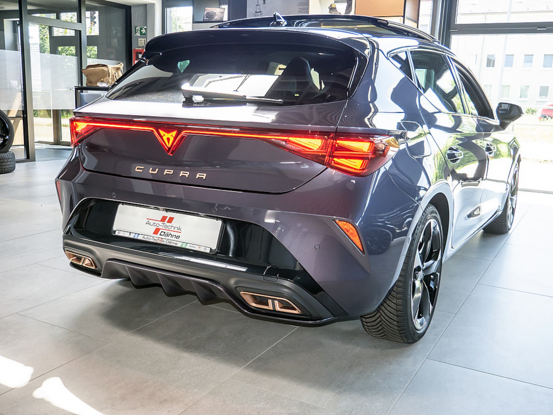CUPRA Leon
