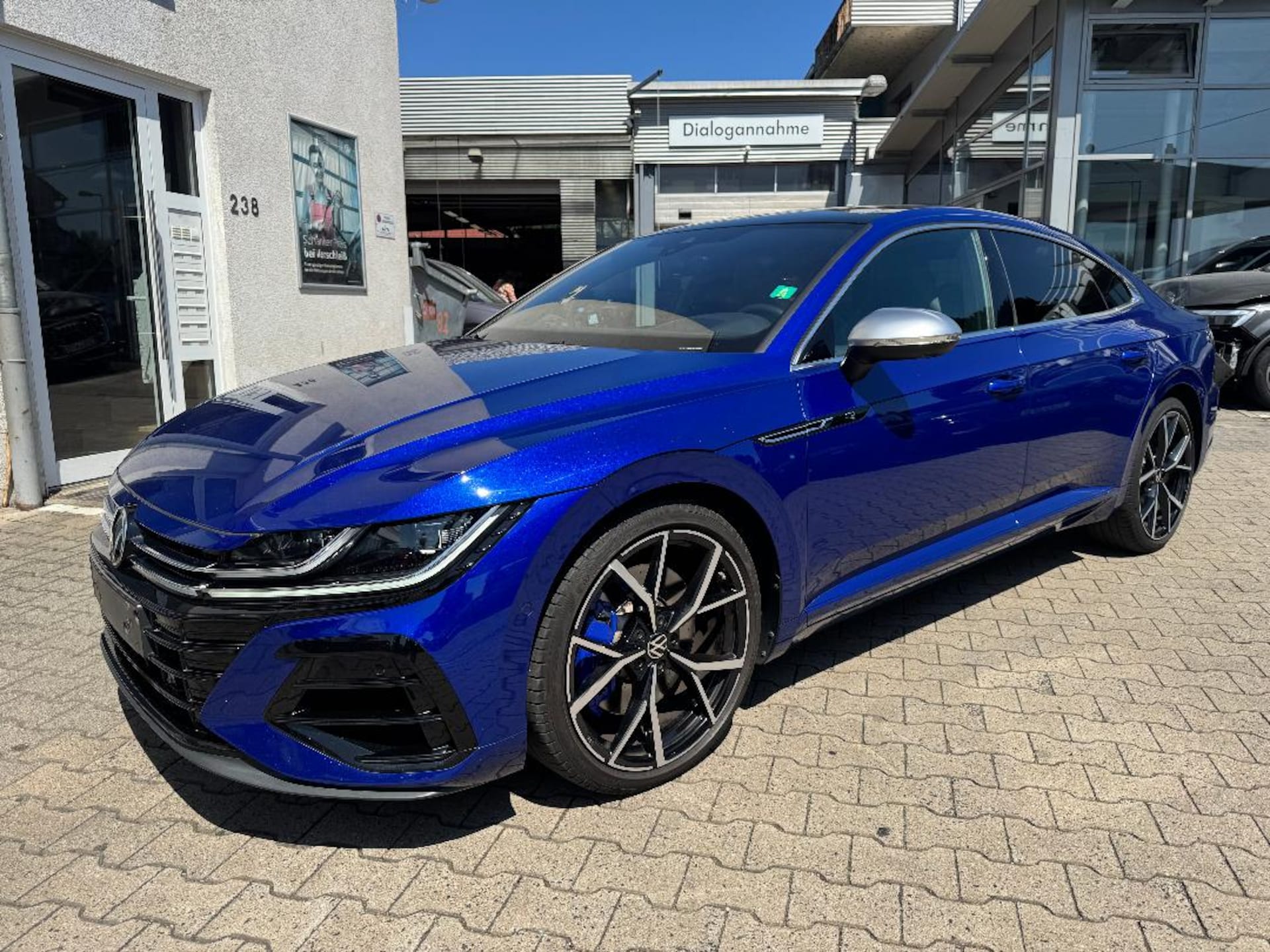 Volkswagen Arteon R