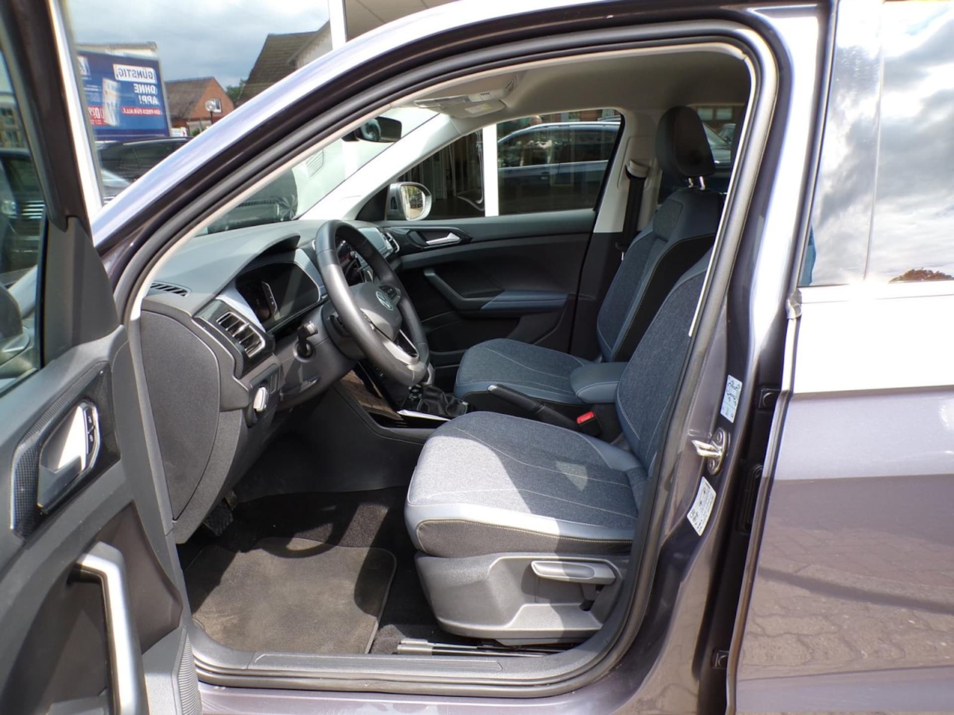 Volkswagen T-Cross Style