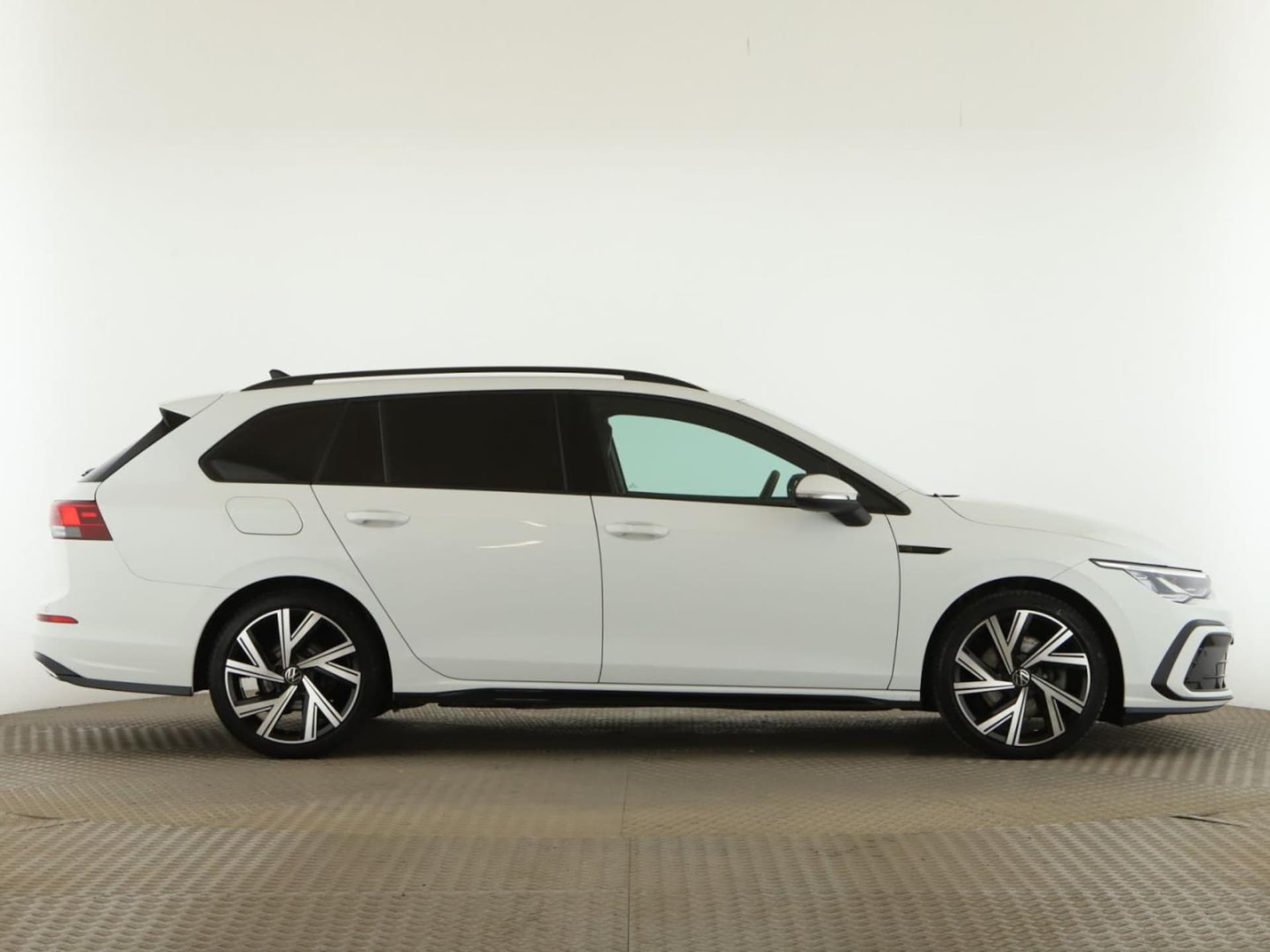 Volkswagen Golf Variant R-Line