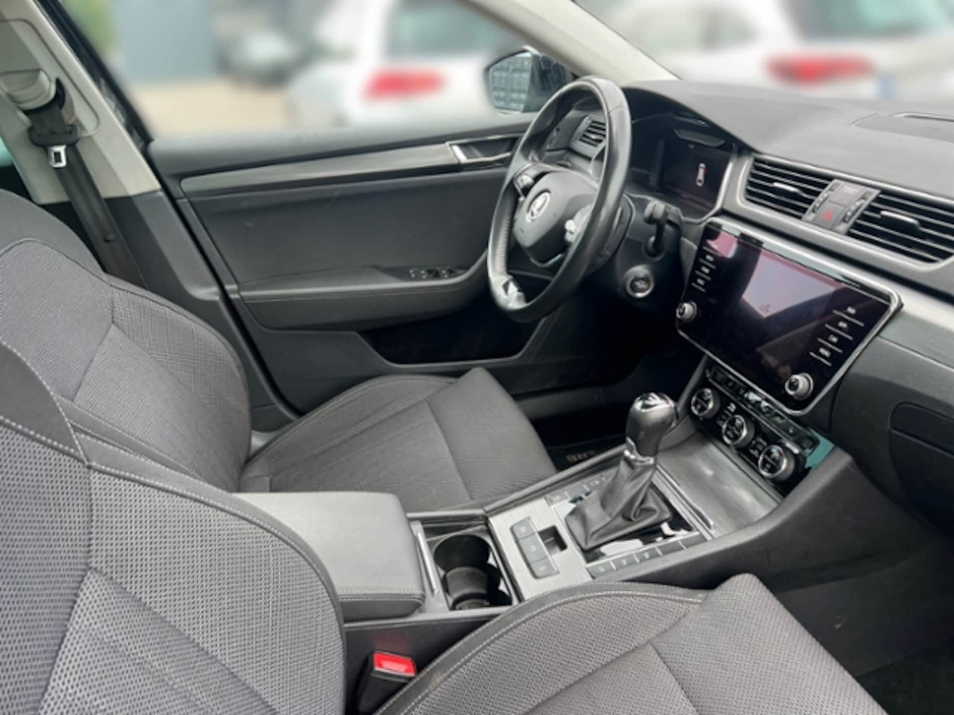Skoda Superb Combi Style