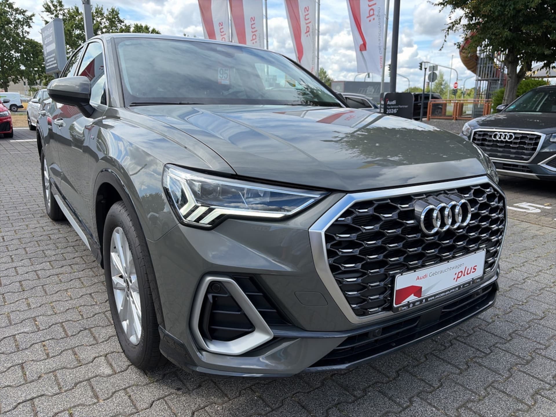 Audi Q3 Sportback S line