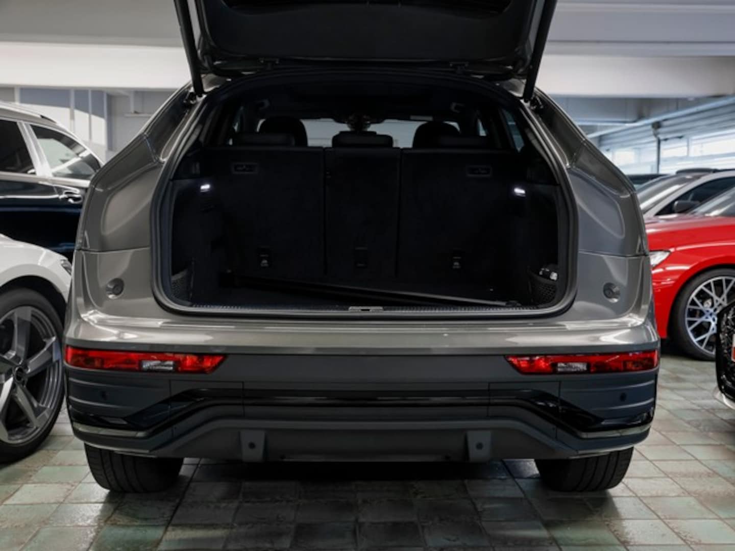 Bild über Audi Q5 Sportback 40 TDI quattro S tronic - für weitere Informationen kontaktieren Sie den Audi Partner