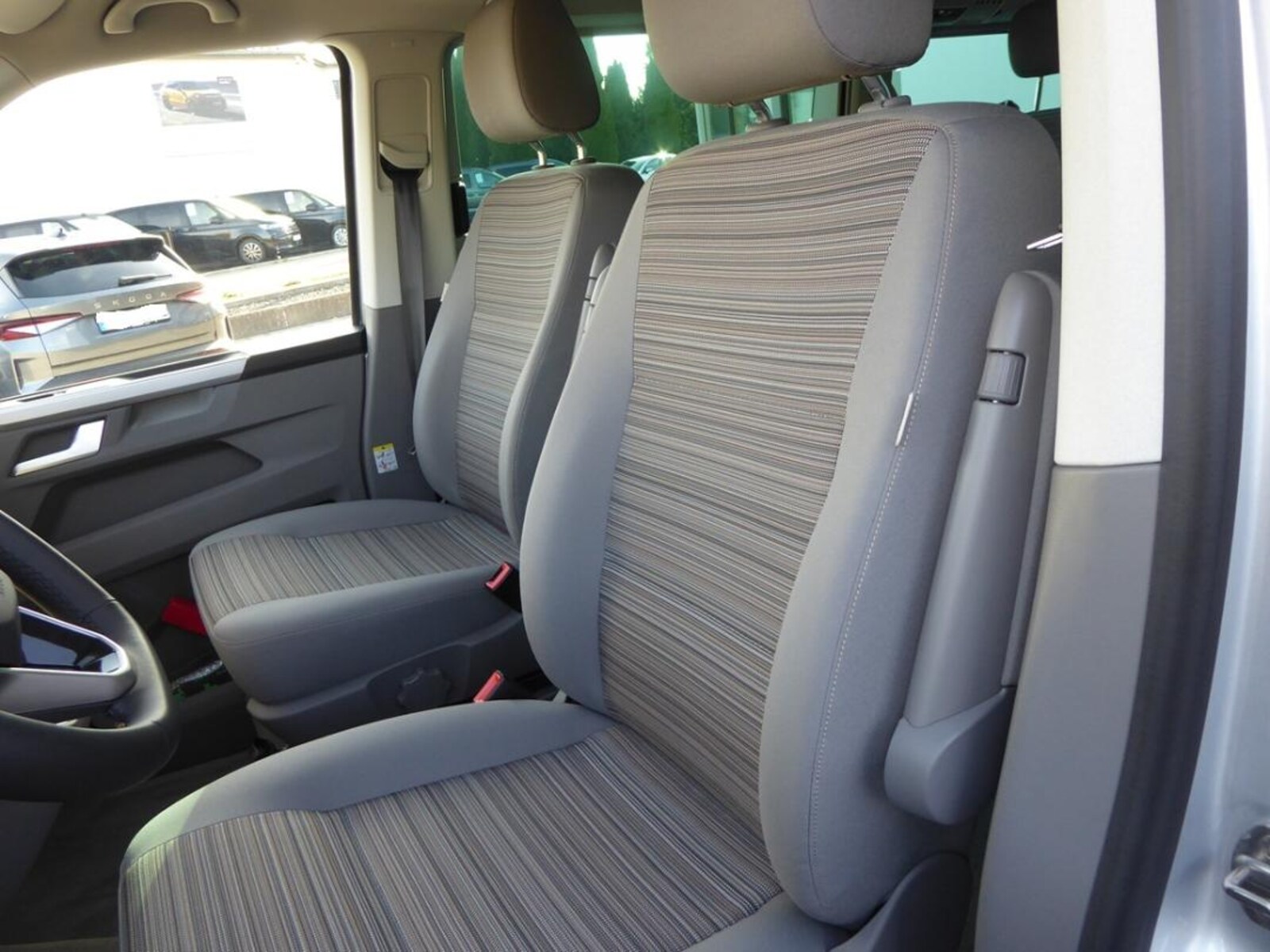 Volkswagen T6.1 California – Bild 5