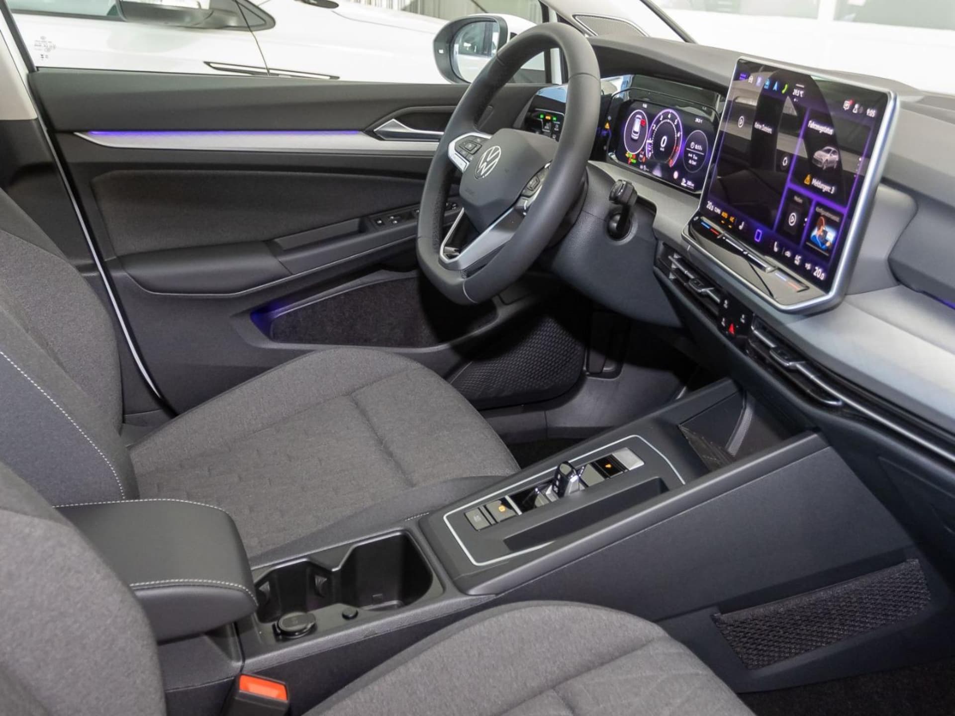 Volkswagen Golf Life