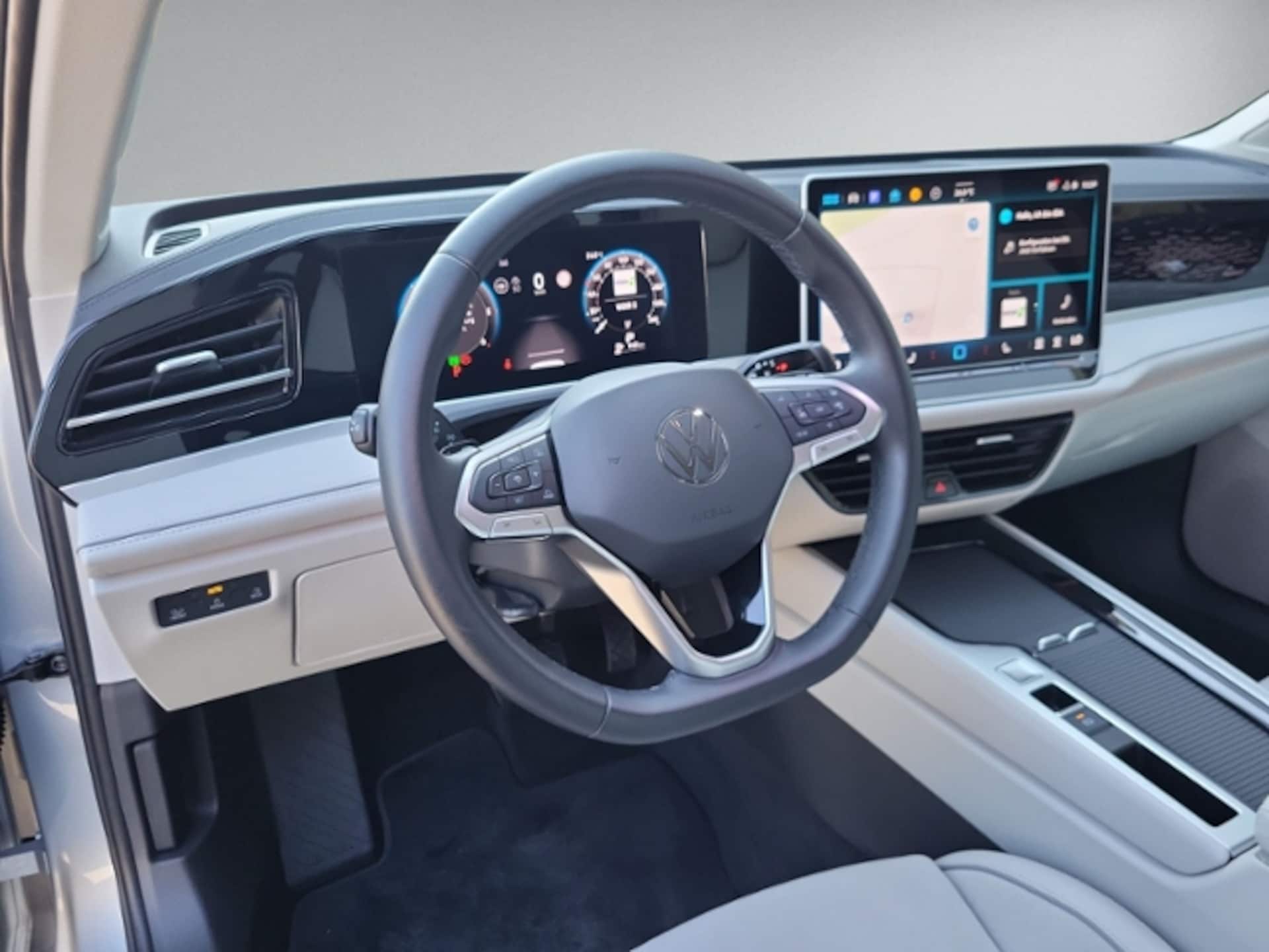 Volkswagen Passat Elegance