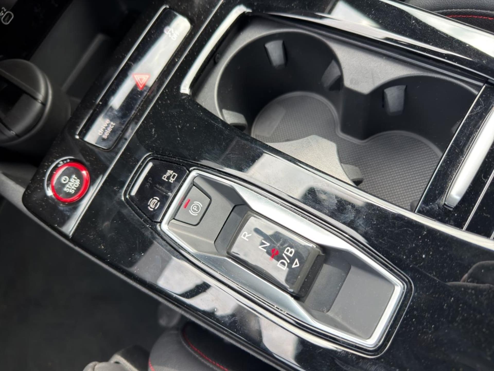 Audi SQ6 SUV e-tron