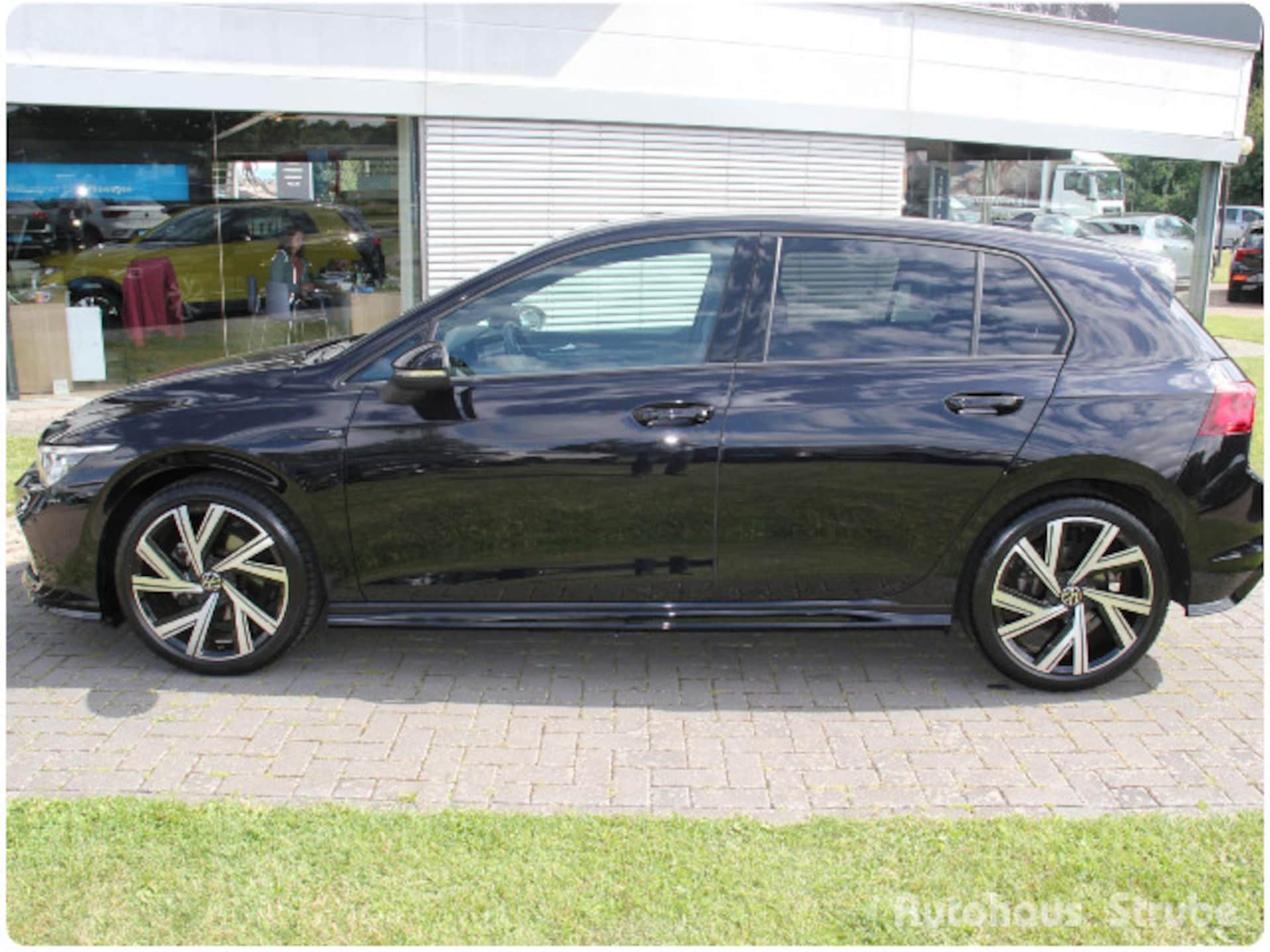 Volkswagen Golf R-Line
