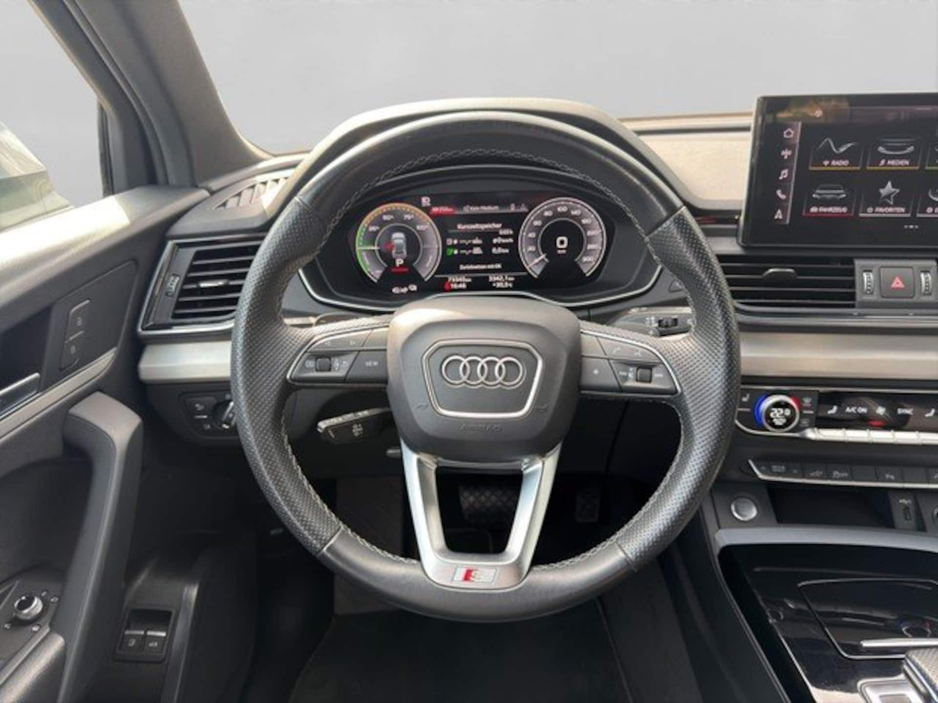 Audi Q5 TFSI e S line