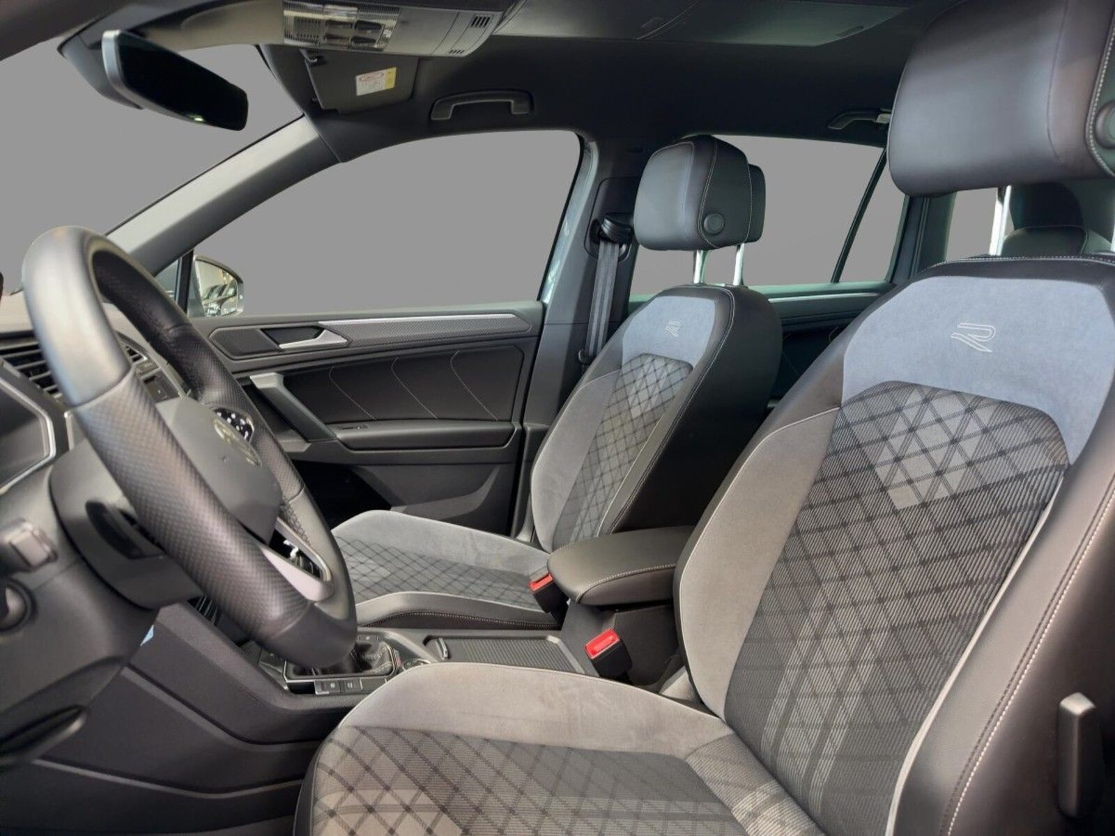 Volkswagen Tiguan – Bild 7