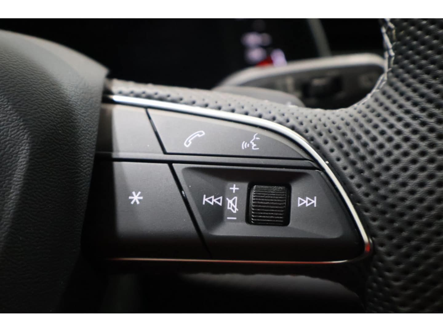 Bild über Audi Q7 SUV S line business TDI quattro 210 kW tiptronic - für weitere Informationen kontaktieren Sie den Audi Partner
