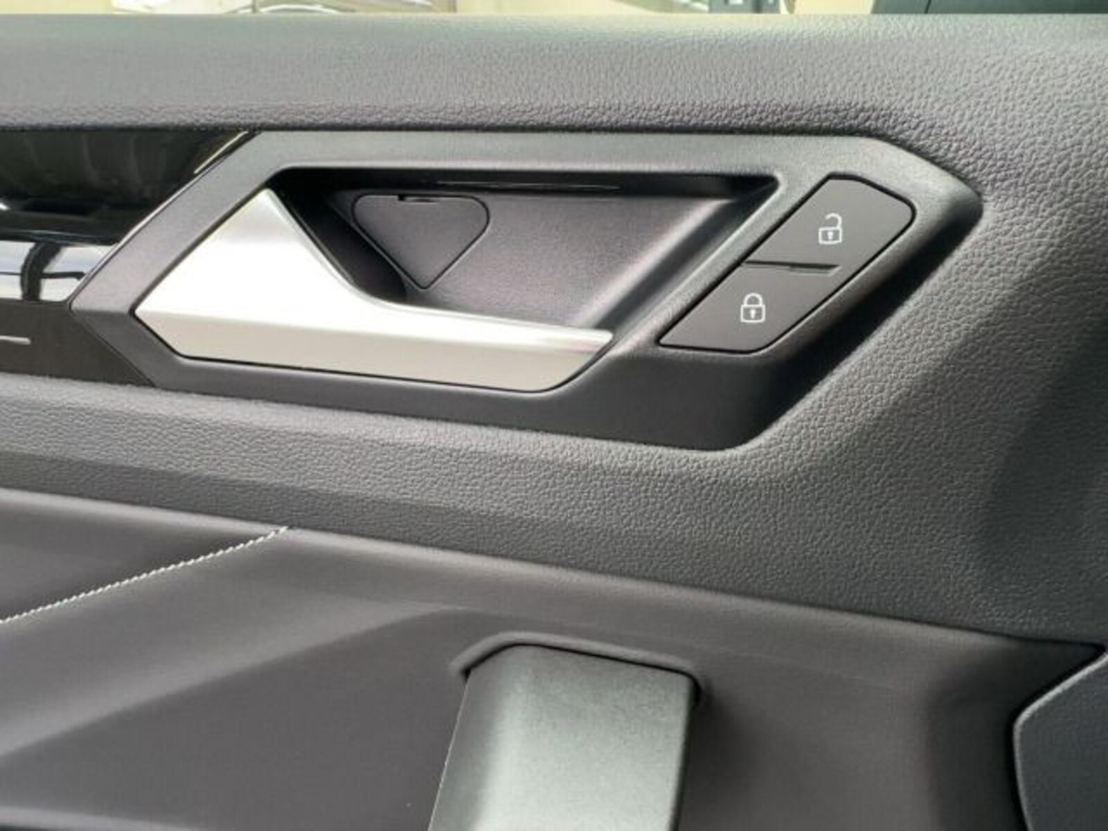 Volkswagen T-Roc Cabriolet – Bild 18