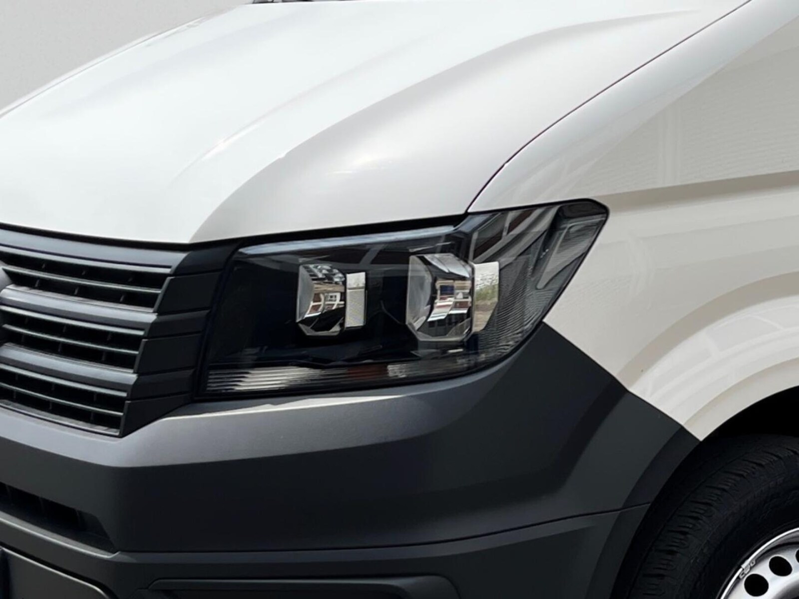 Volkswagen Crafter Kasten mittlerer Radstand – Bild 9
