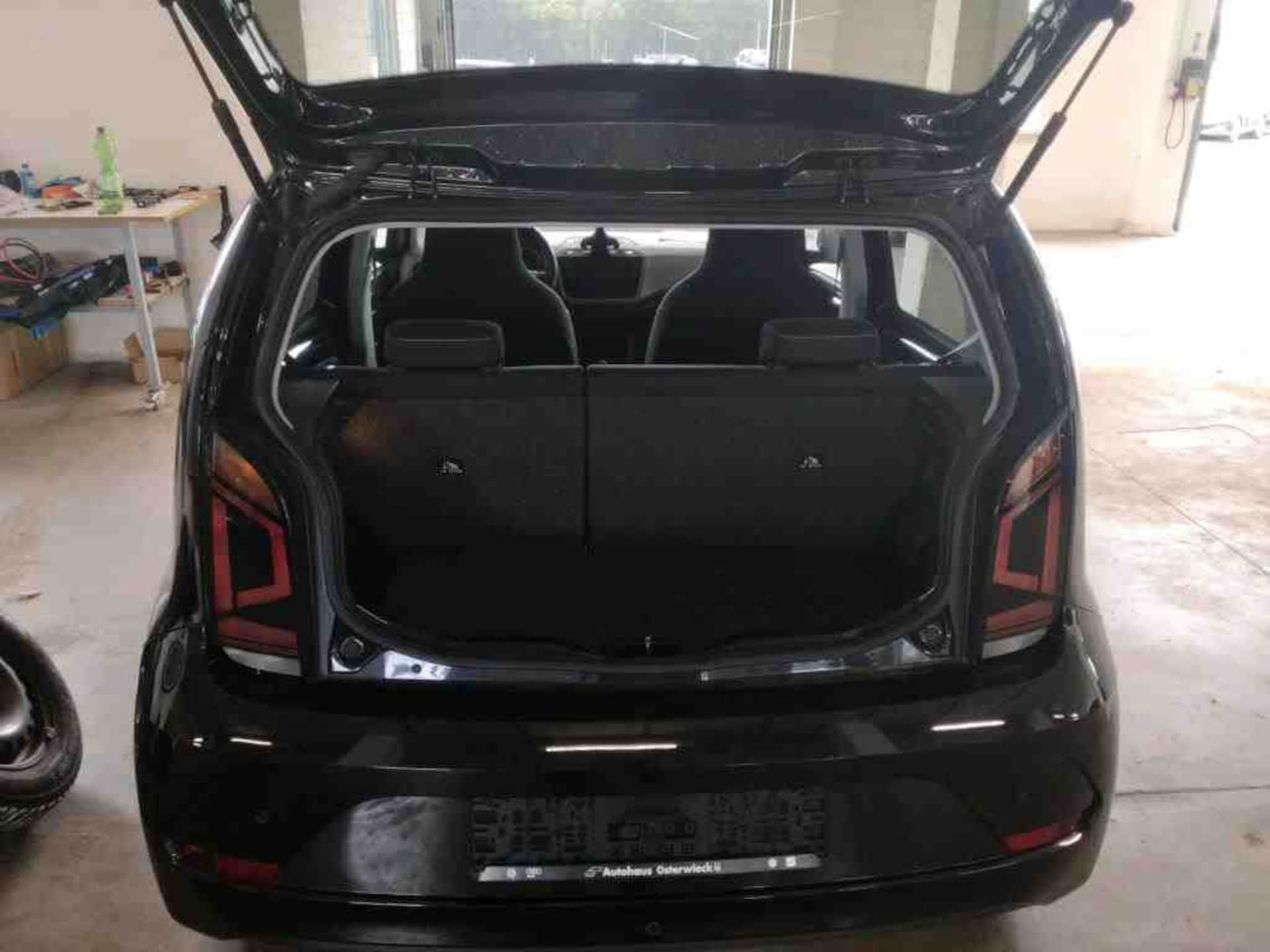 Volkswagen up! ACTIVE