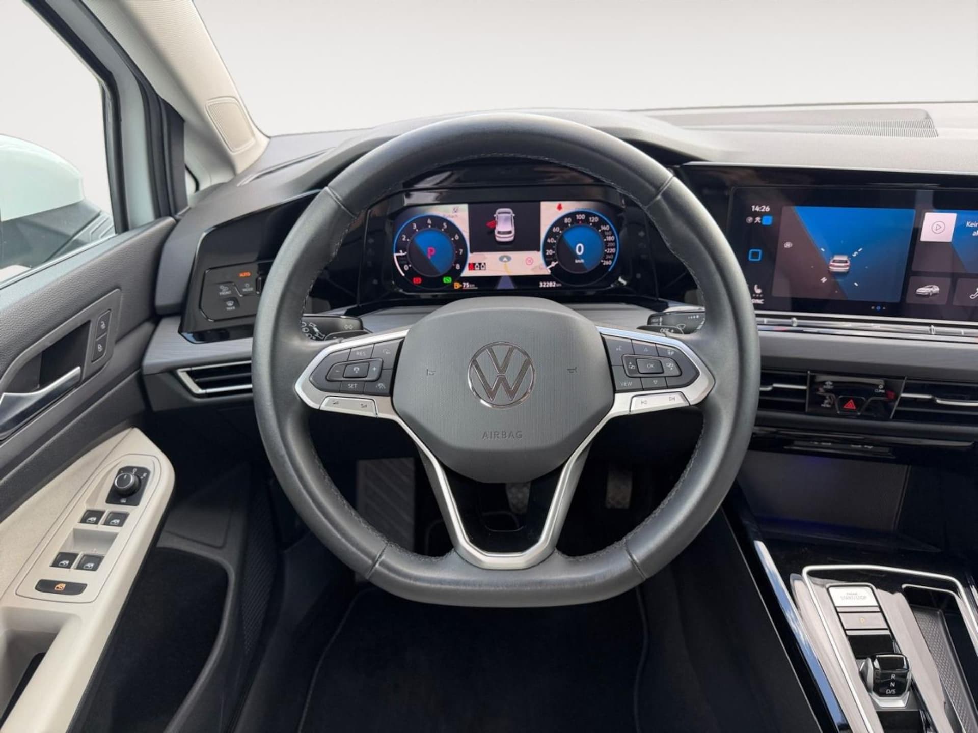 Volkswagen Golf Style