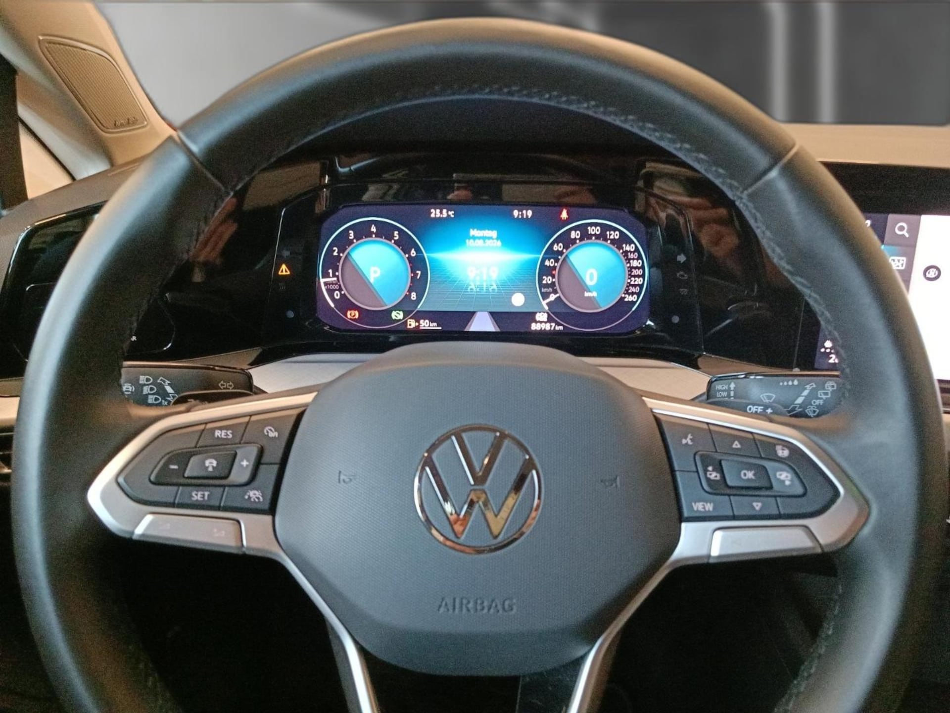 Volkswagen Golf Variant Life