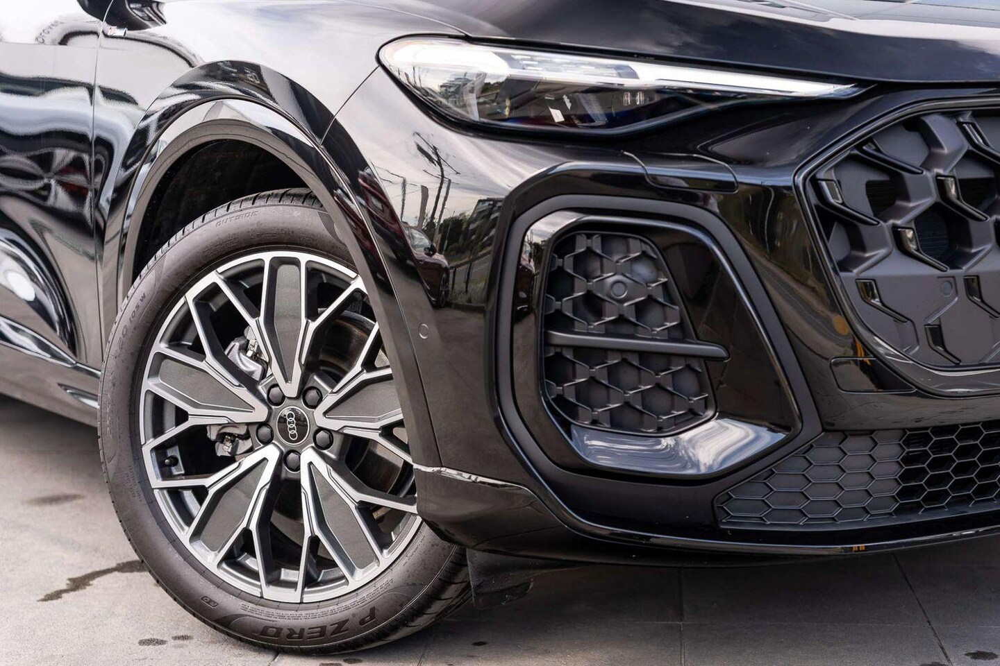 Image about Audi Q5 SUV TFSI quattro 200 kW sport
