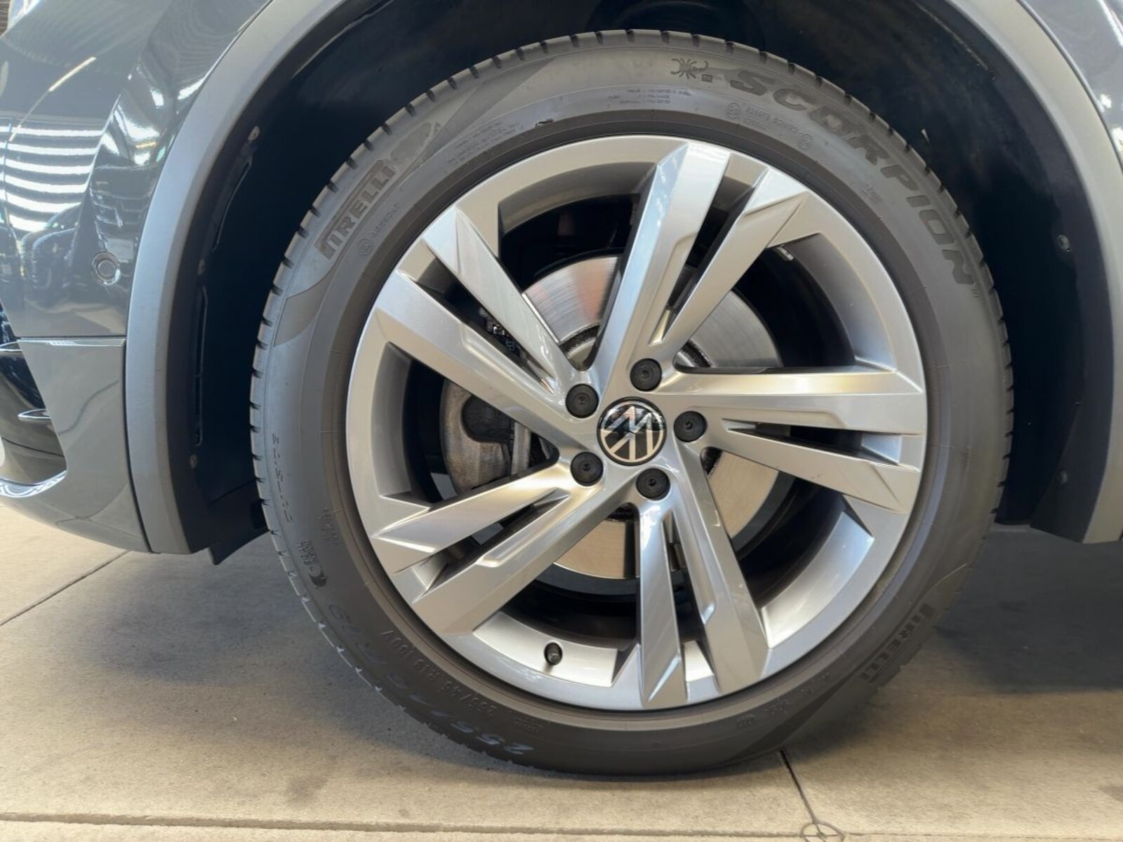 Volkswagen Tiguan – Bild 12