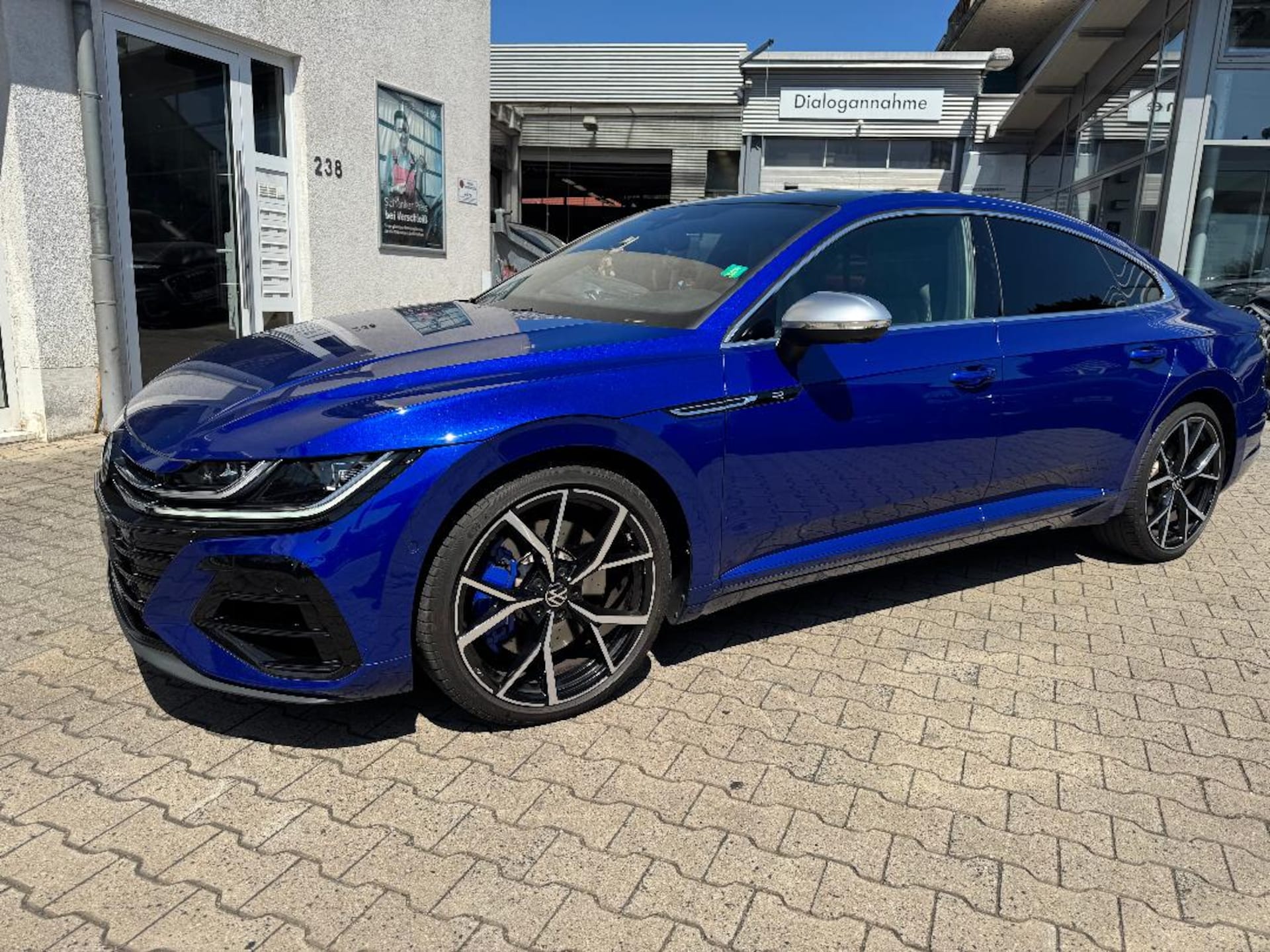 Volkswagen Arteon R