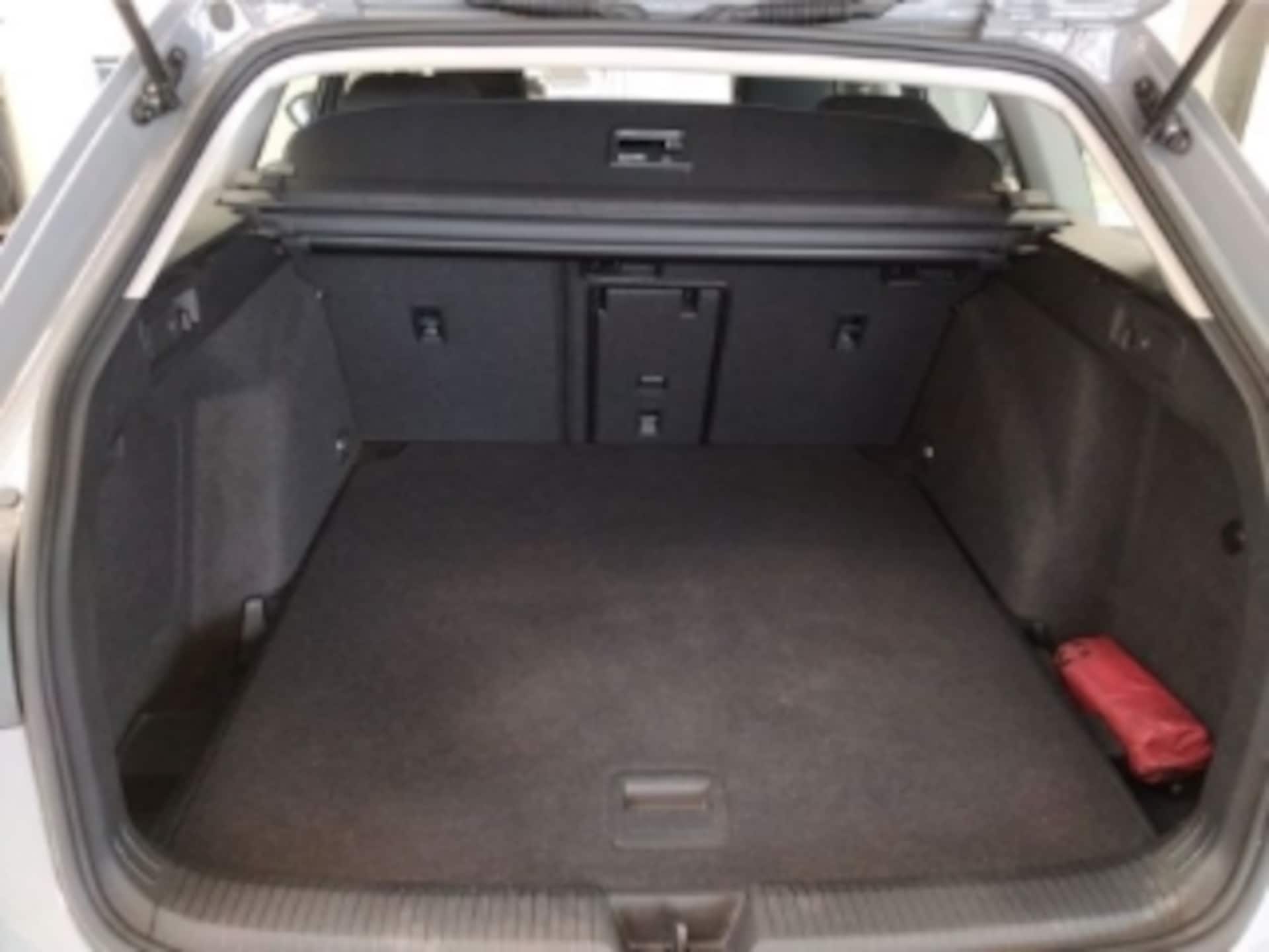 Volkswagen Golf Variant Life