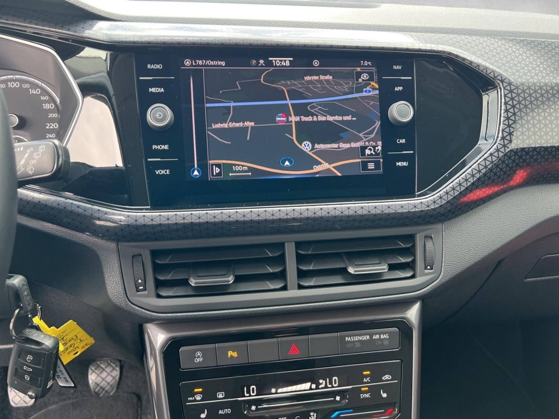 Volkswagen T-Cross Style