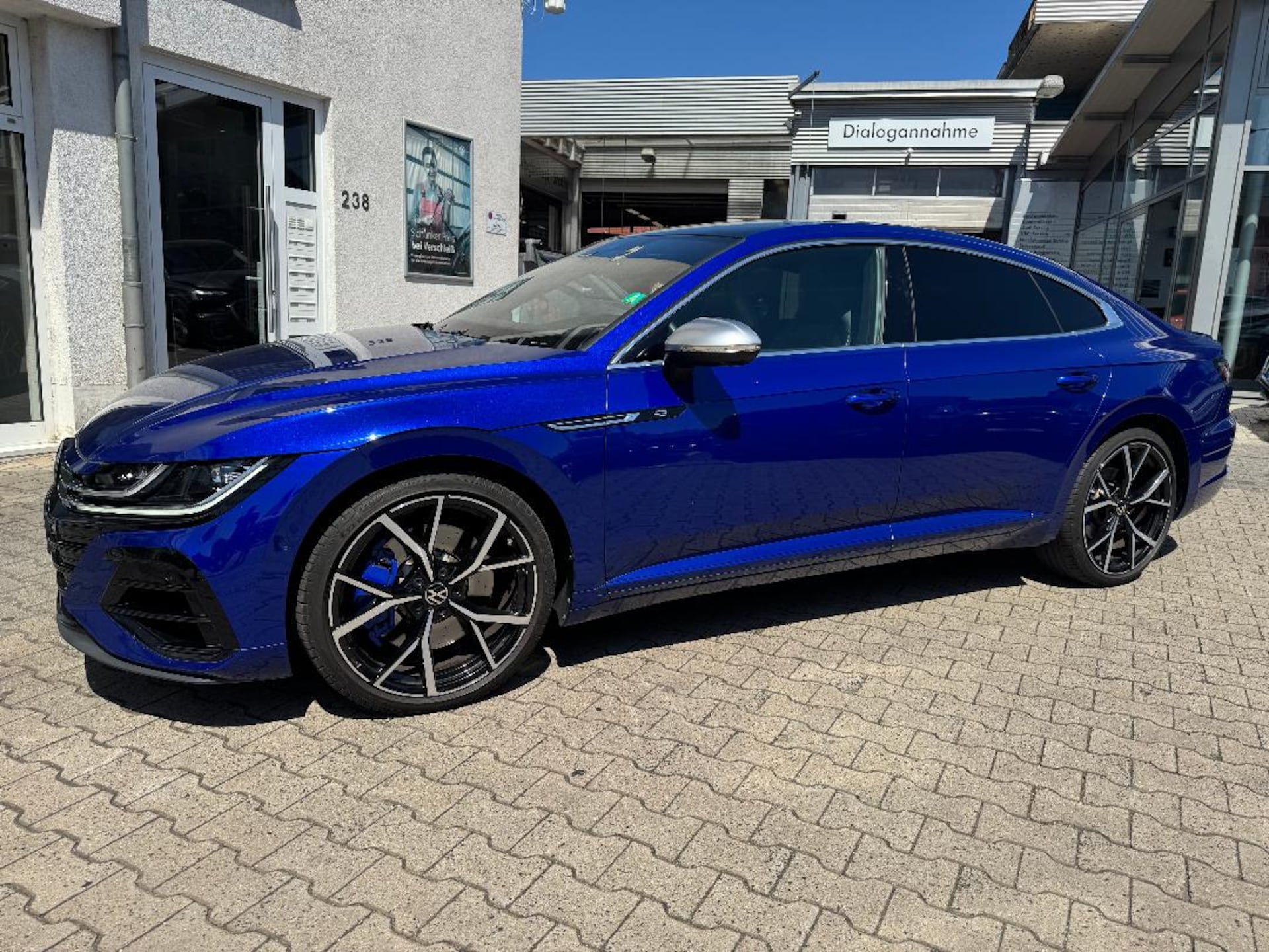 Volkswagen Arteon R