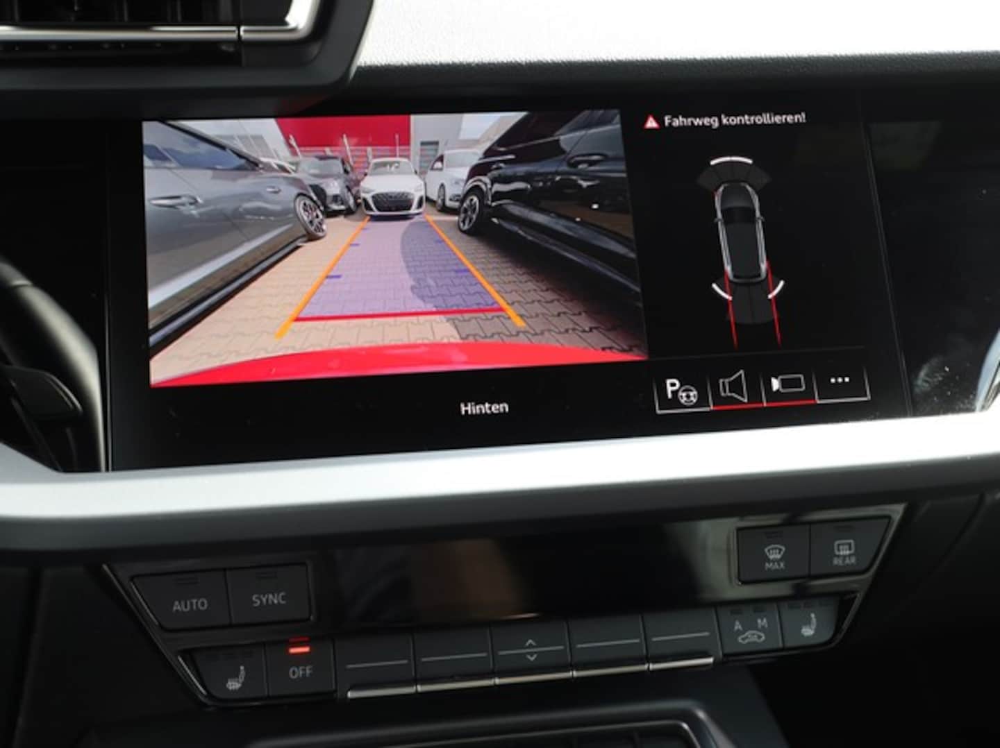 Bild über Audi A3 Sportback S line 35 TFSI S tronic - für weitere Informationen kontaktieren Sie den Audi Partner