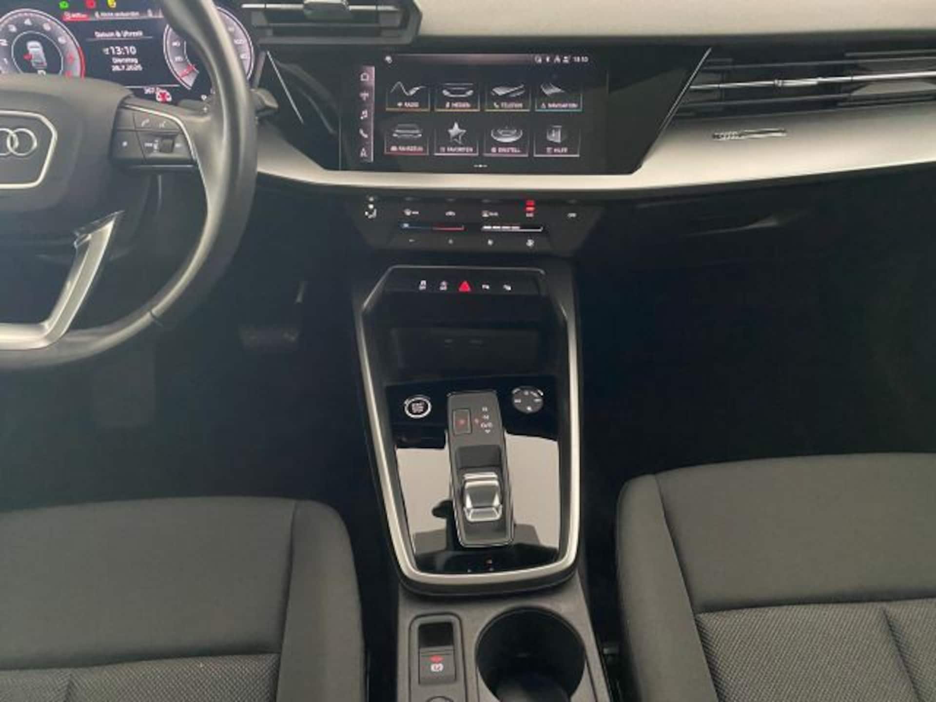 Audi A3 Sportback S line
