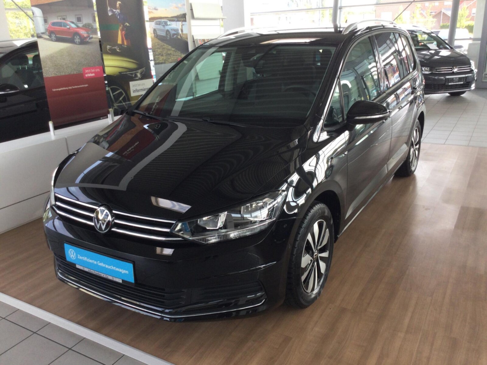 Volkswagen Touran – Bild 2